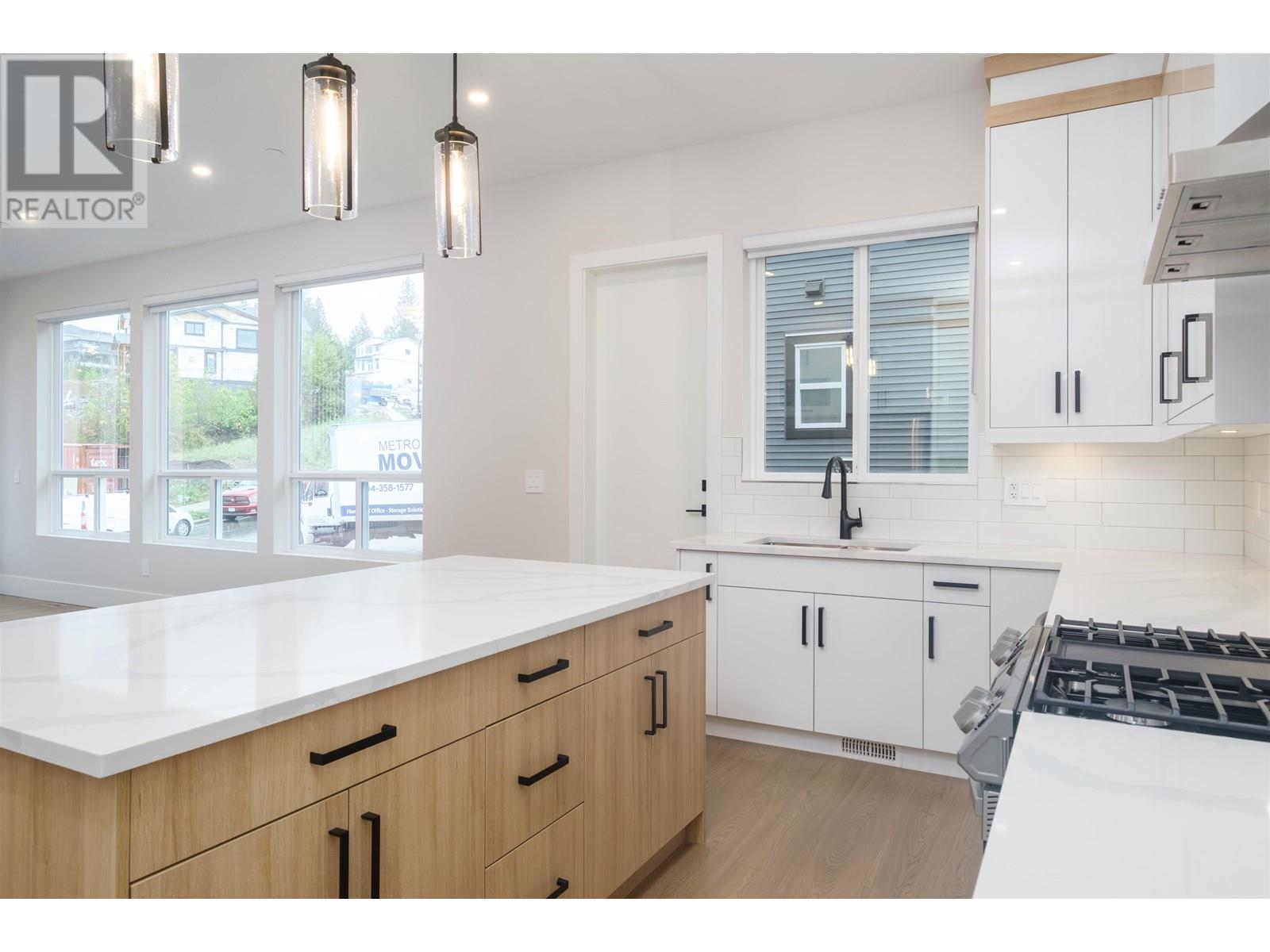 13526 Foreman Drive, Maple Ridge, British Columbia  V4R 2P7 - Photo 6 - R2822329