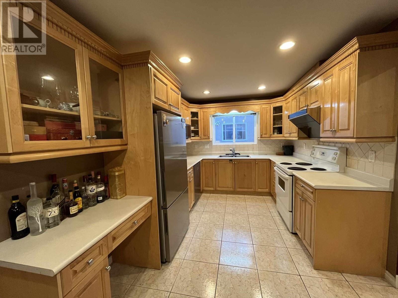 5955 Woodsworth Street, Burnaby, British Columbia  V5G 1S9 - Photo 18 - R2822147