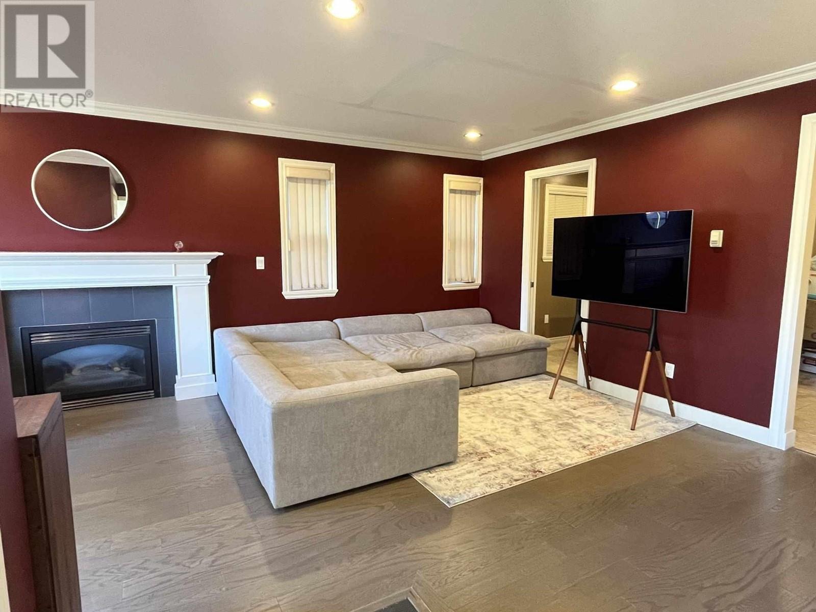5955 Woodsworth Street, Burnaby, British Columbia  V5G 1S9 - Photo 15 - R2822147