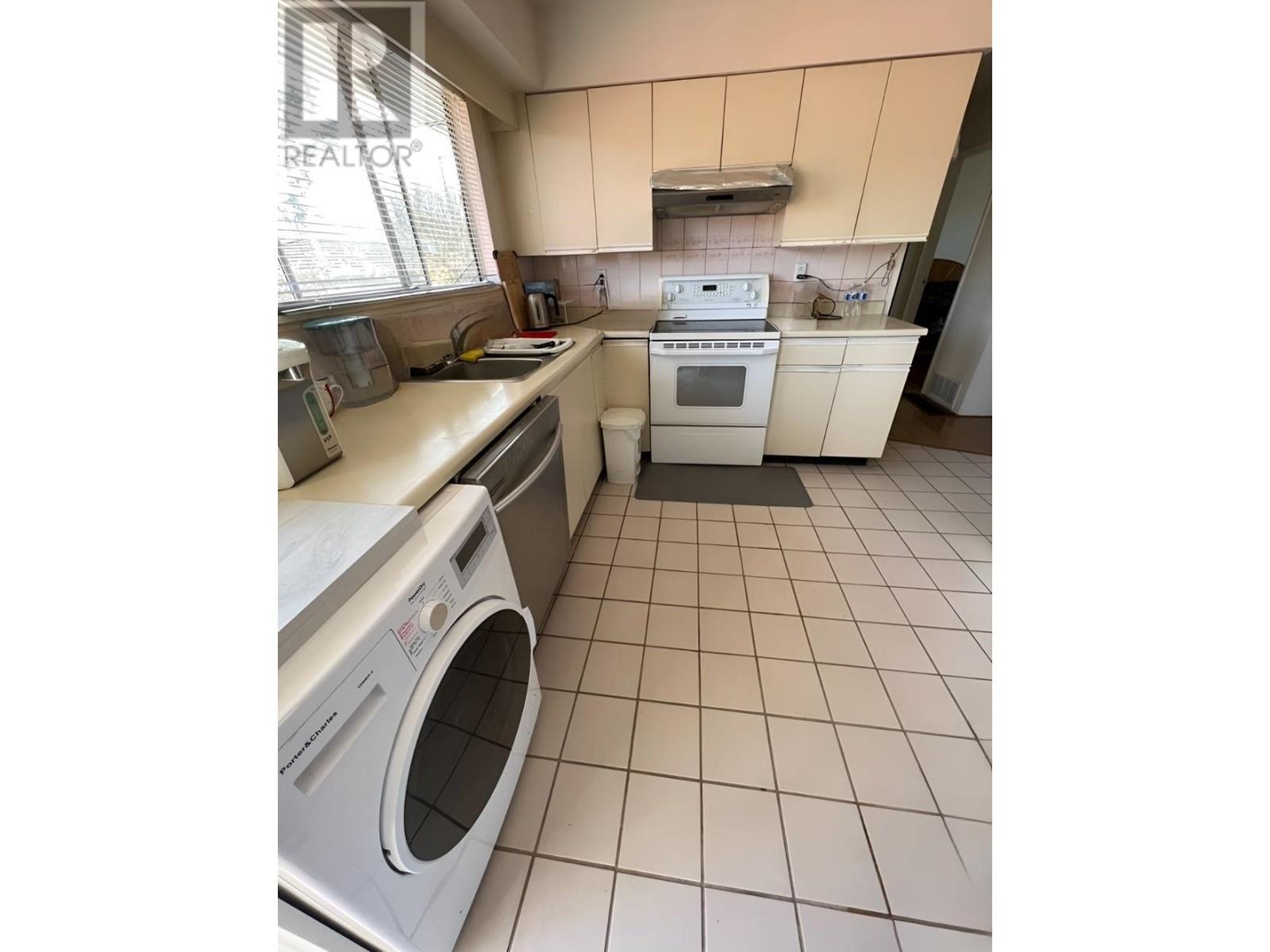 3638 Normandy Drive, Vancouver, British Columbia  V5M 2G3 - Photo 12 - R2822074