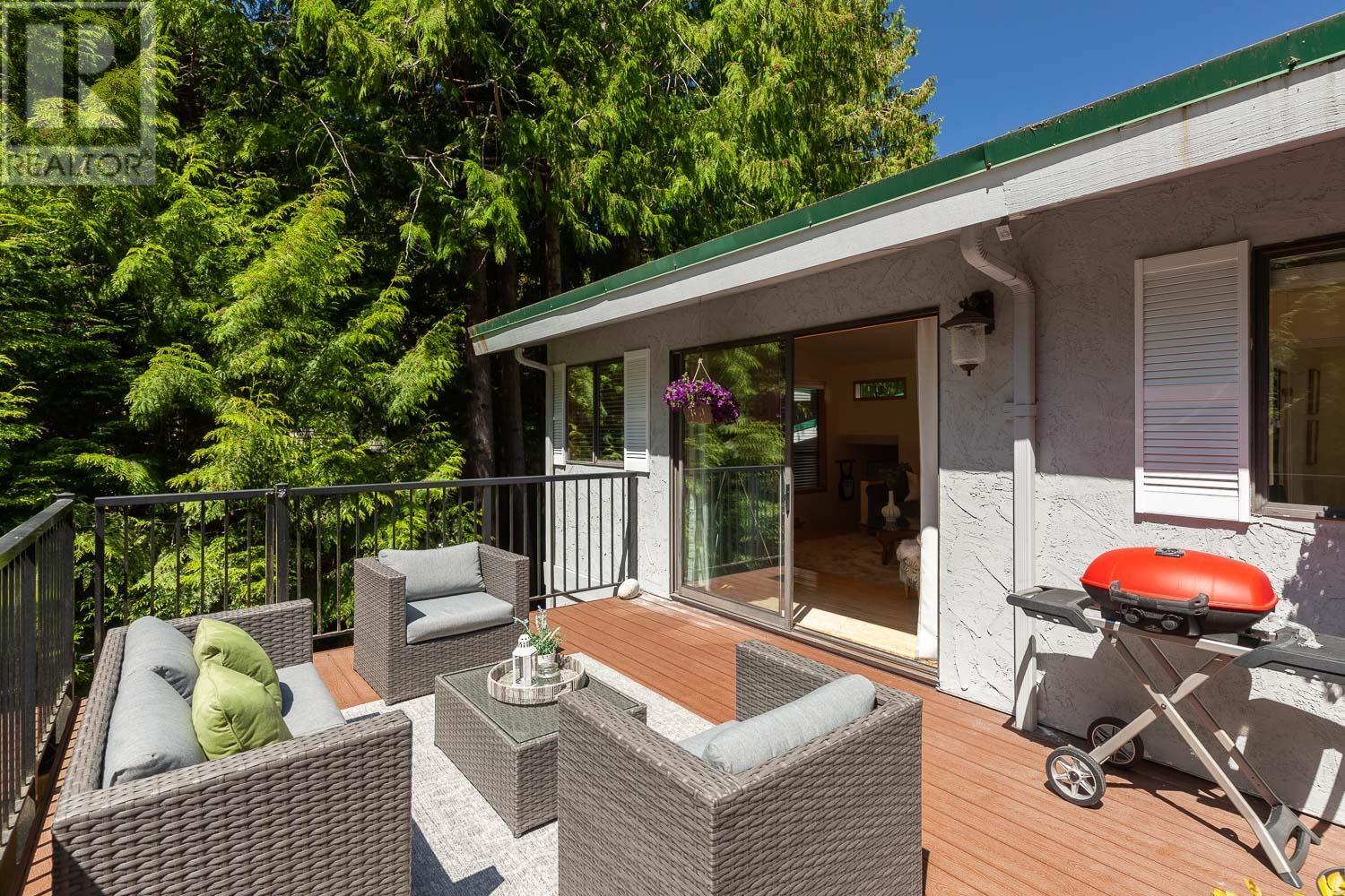 4639 Woodburn Road, West Vancouver, British Columbia  V7S 2W7 - Photo 26 - R2816841