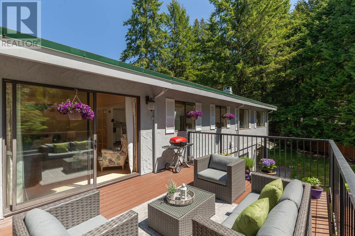 4639 Woodburn Road, West Vancouver, British Columbia  V7S 2W7 - Photo 28 - R2816841
