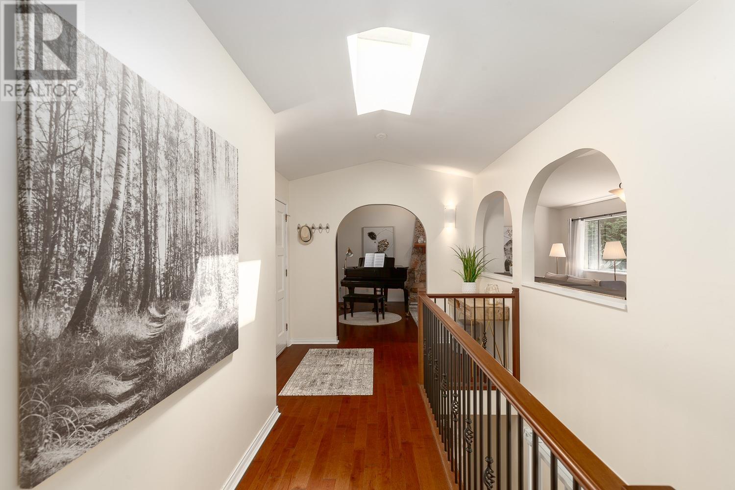 4639 Woodburn Road, West Vancouver, British Columbia  V7S 2W7 - Photo 4 - R2816841