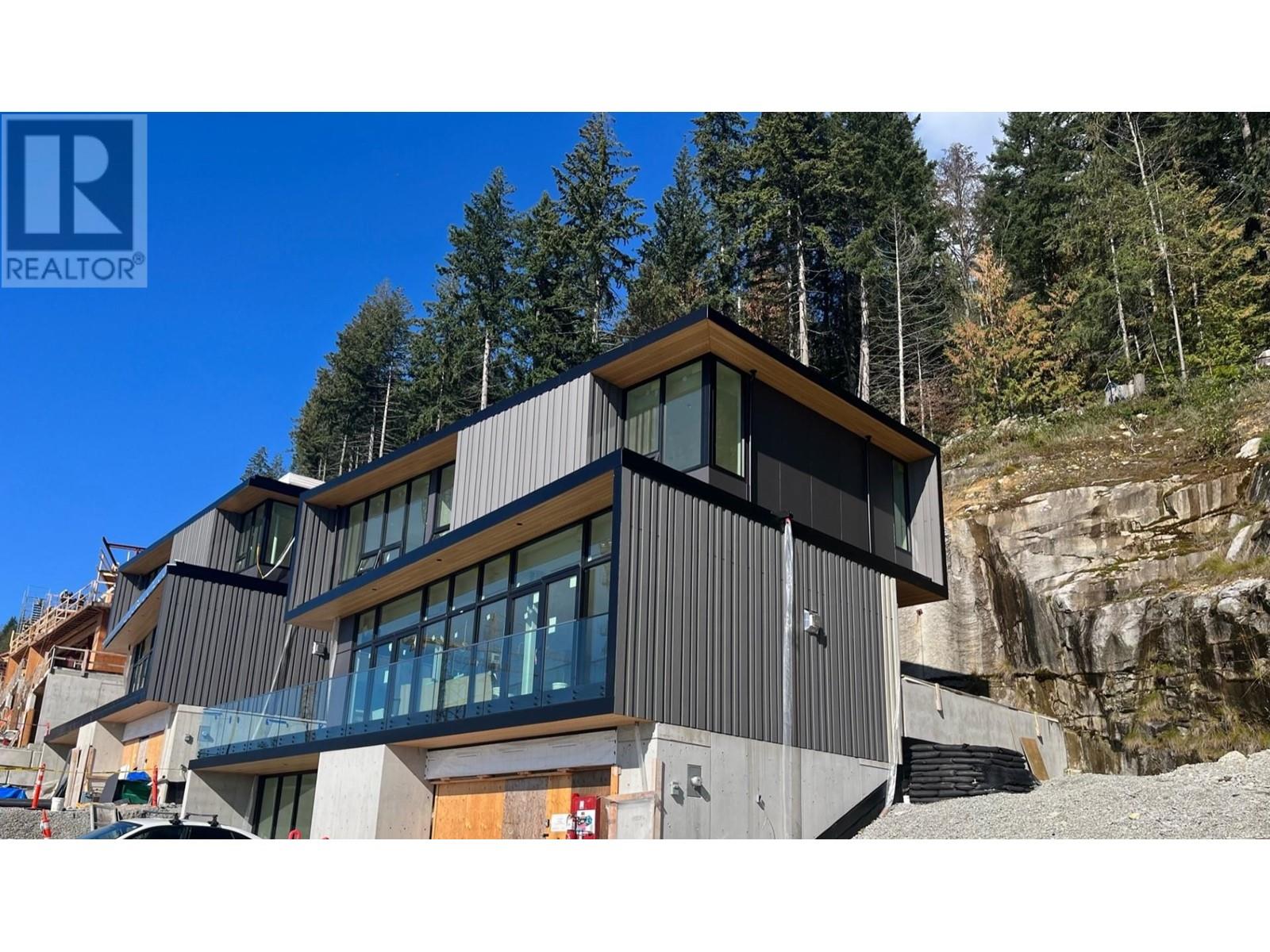 3261 Chippendale Road, West Vancouver, British Columbia  V0V 0V0 - Photo 13 - R2819368