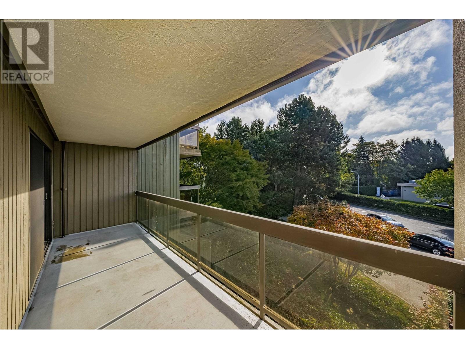208 6651 Lynas Lane, Richmond, British Columbia  V7C 3K8 - Photo 11 - R2820821