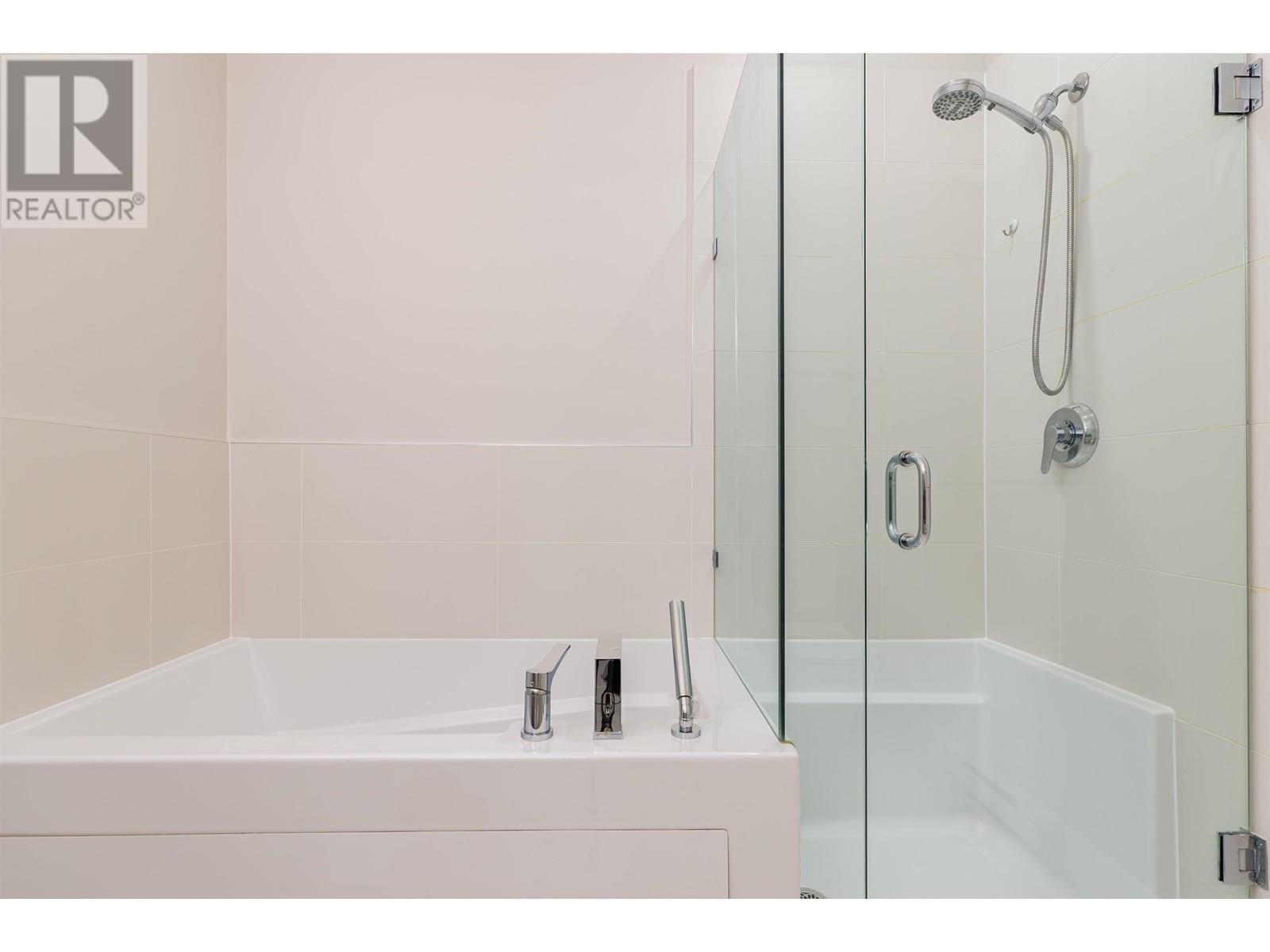 8 5152 Canada Way, Burnaby, British Columbia  V5E 0C3 - Photo 19 - R2822020