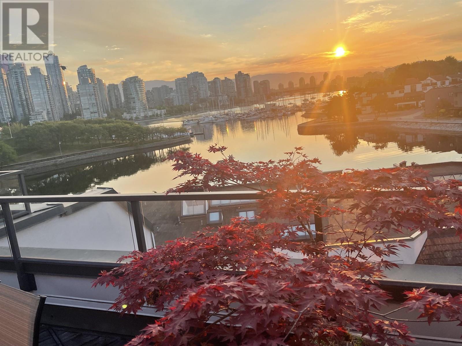 1216 Island Park Walk, Vancouver, British Columbia  V6H 3T4 - Photo 37 - R2822398