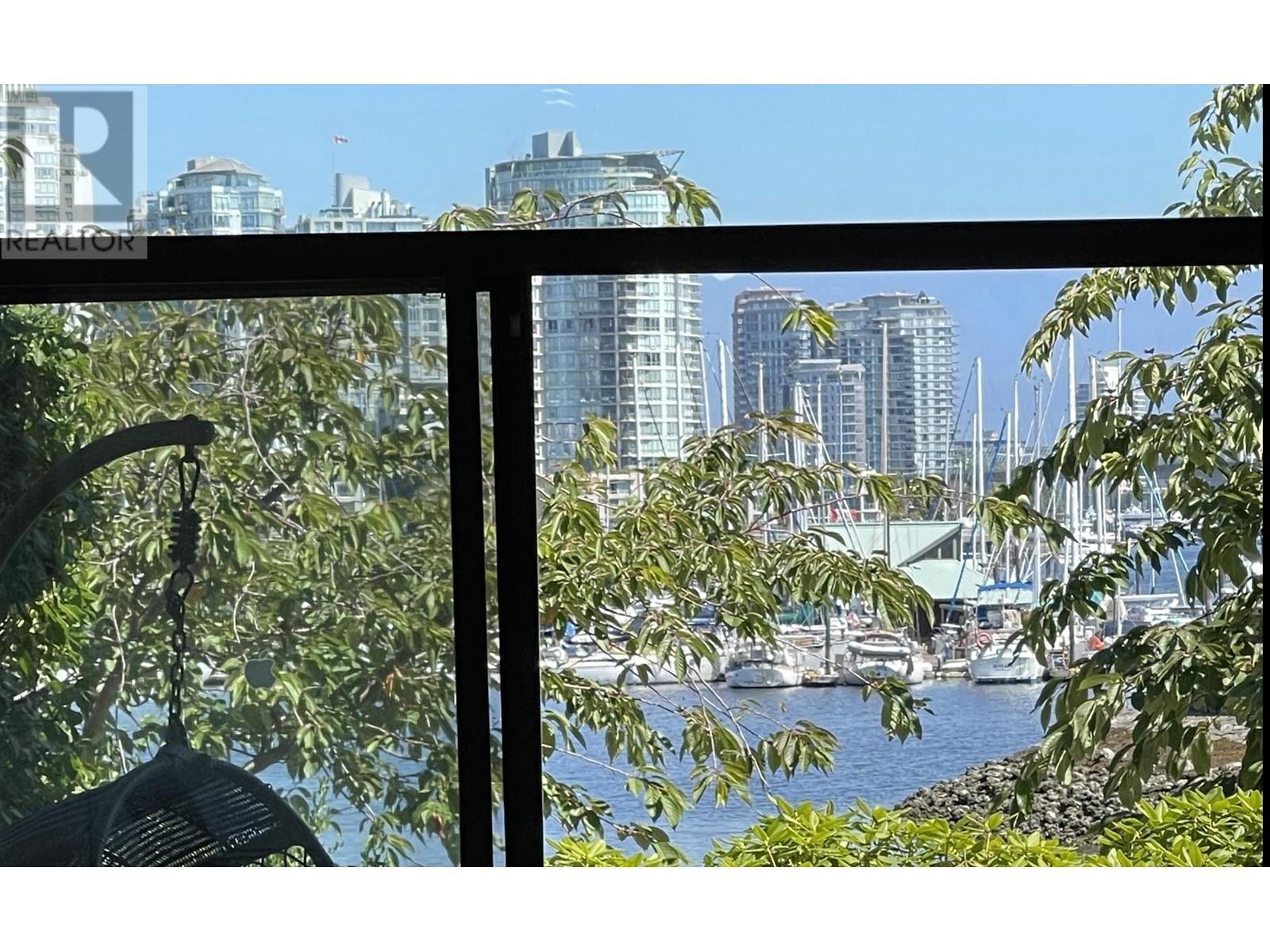1216 Island Park Walk, Vancouver, British Columbia  V6H 3T4 - Photo 5 - R2822398