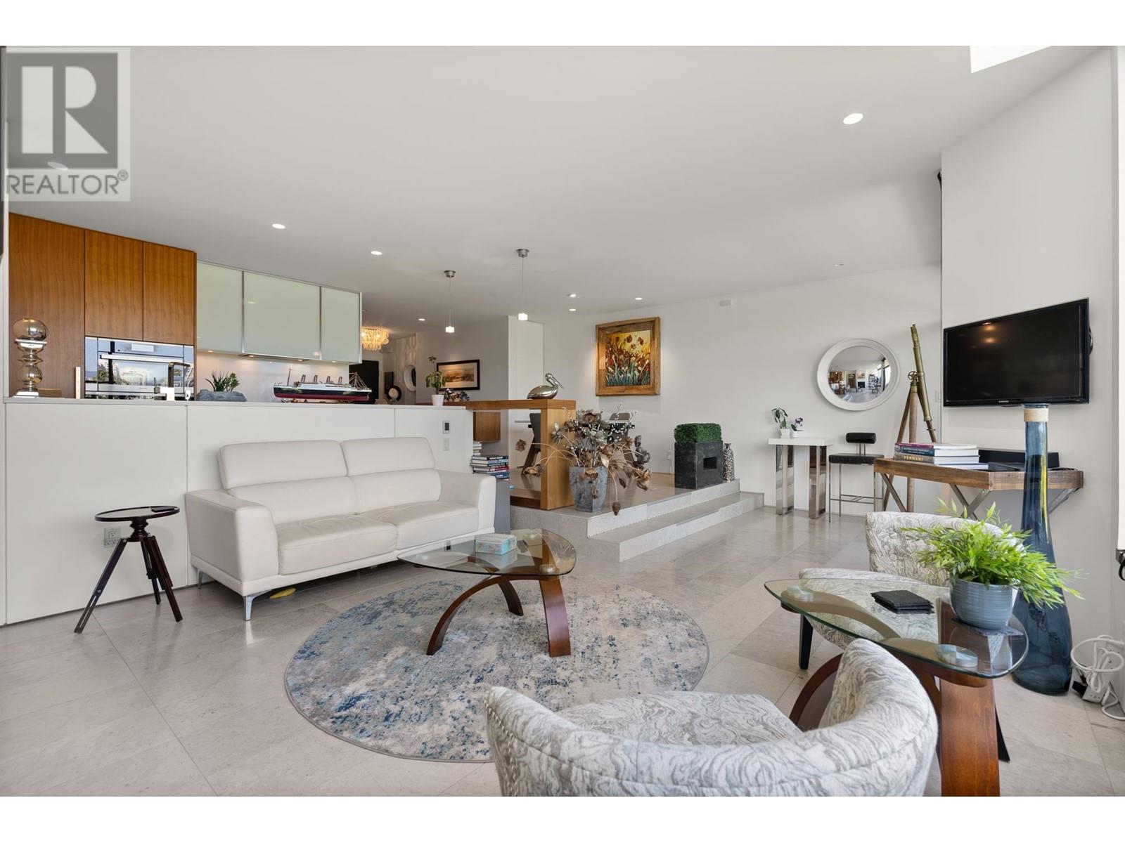 1216 Island Park Walk, Vancouver, British Columbia  V6H 3T4 - Photo 9 - R2822398