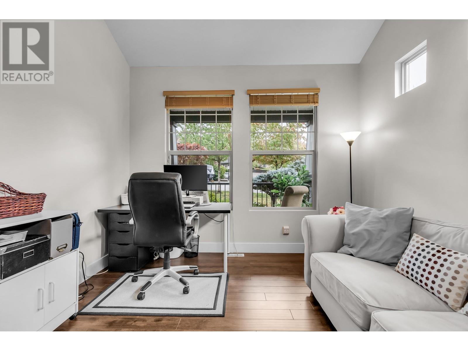 24757 Kimola Drive, Maple Ridge, British Columbia  V2W 0A6 - Photo 14 - R2822381
