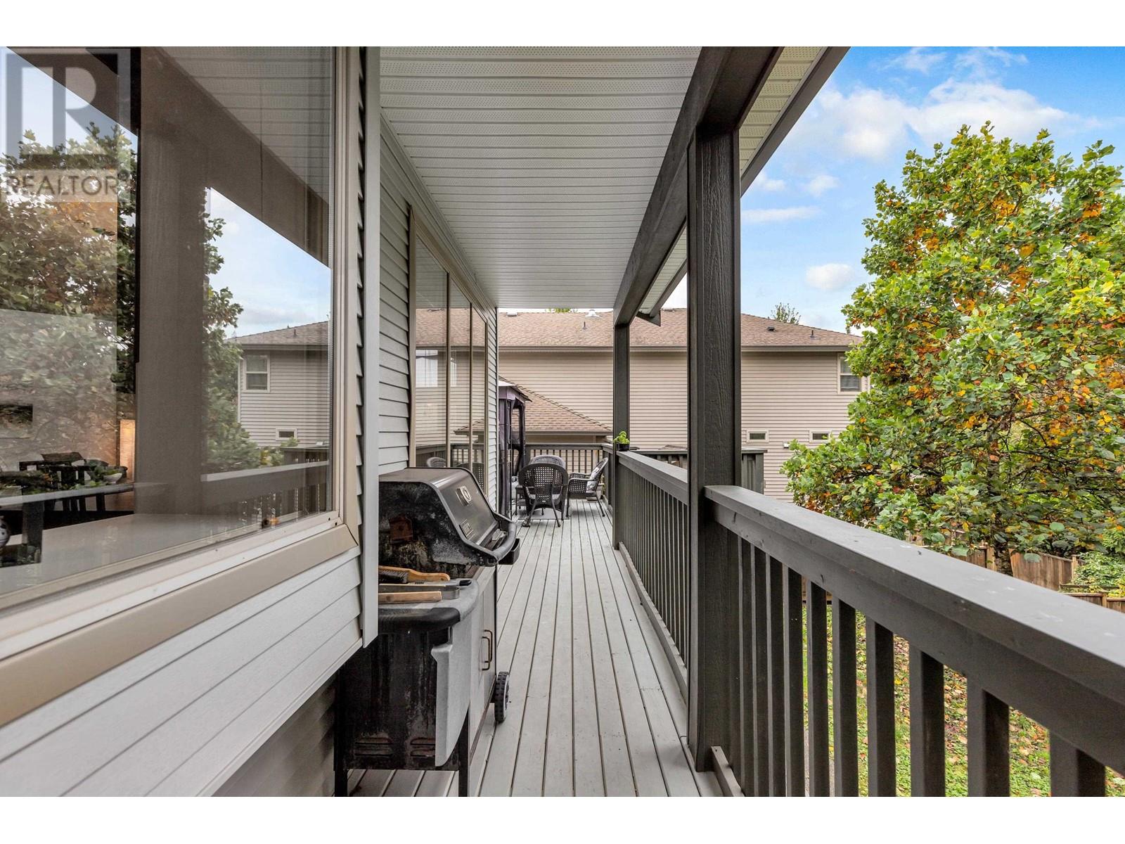 24757 Kimola Drive, Maple Ridge, British Columbia  V2W 0A6 - Photo 32 - R2822381