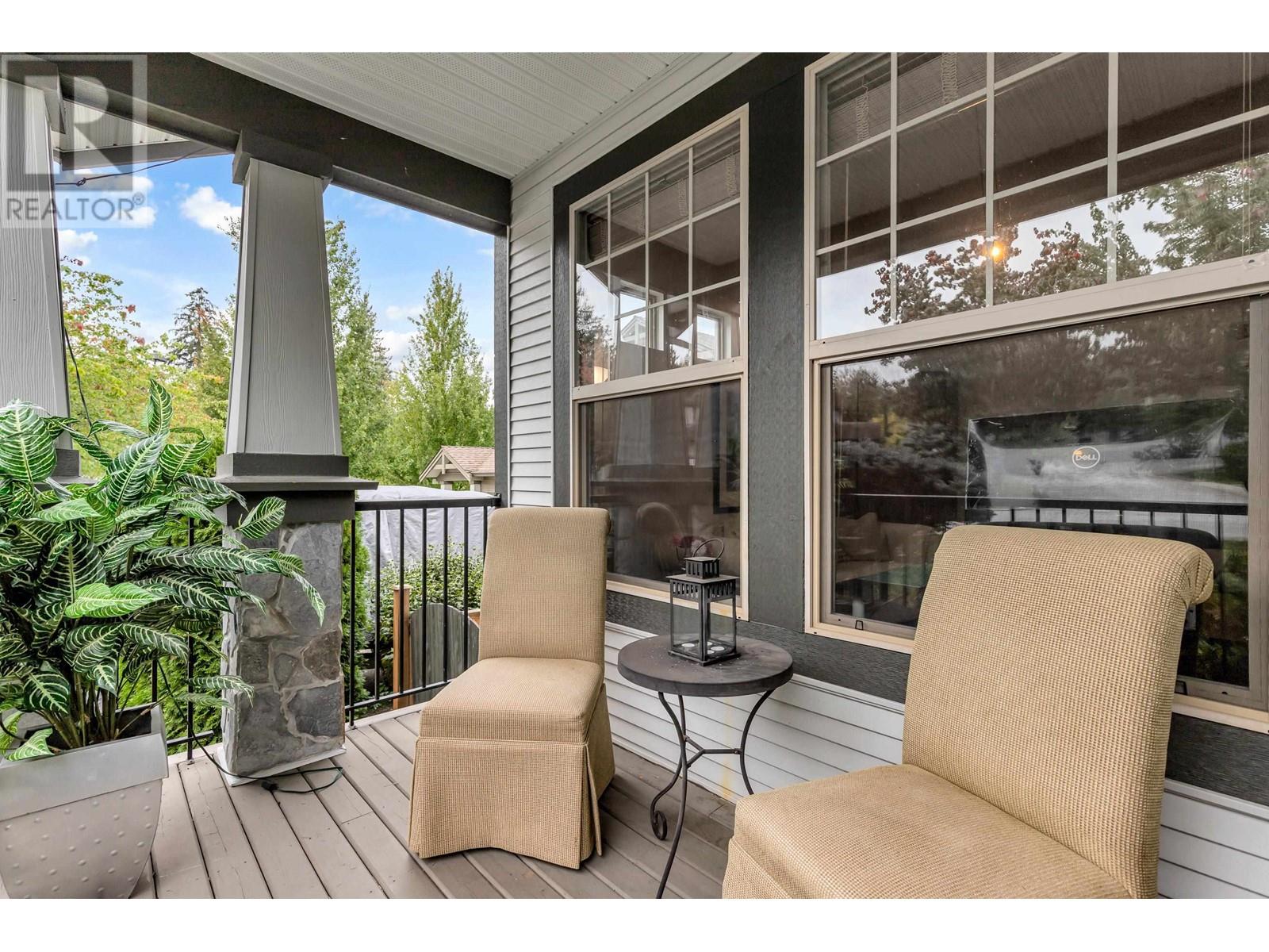 24757 Kimola Drive, Maple Ridge, British Columbia  V2W 0A6 - Photo 4 - R2822381