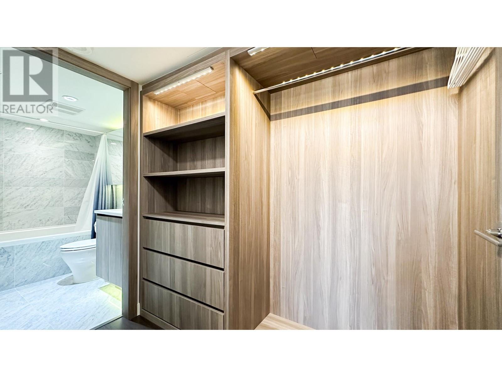 2001 433 Sw Marine Drive, Vancouver, British Columbia  V5X 0H5 - Photo 16 - R2821785