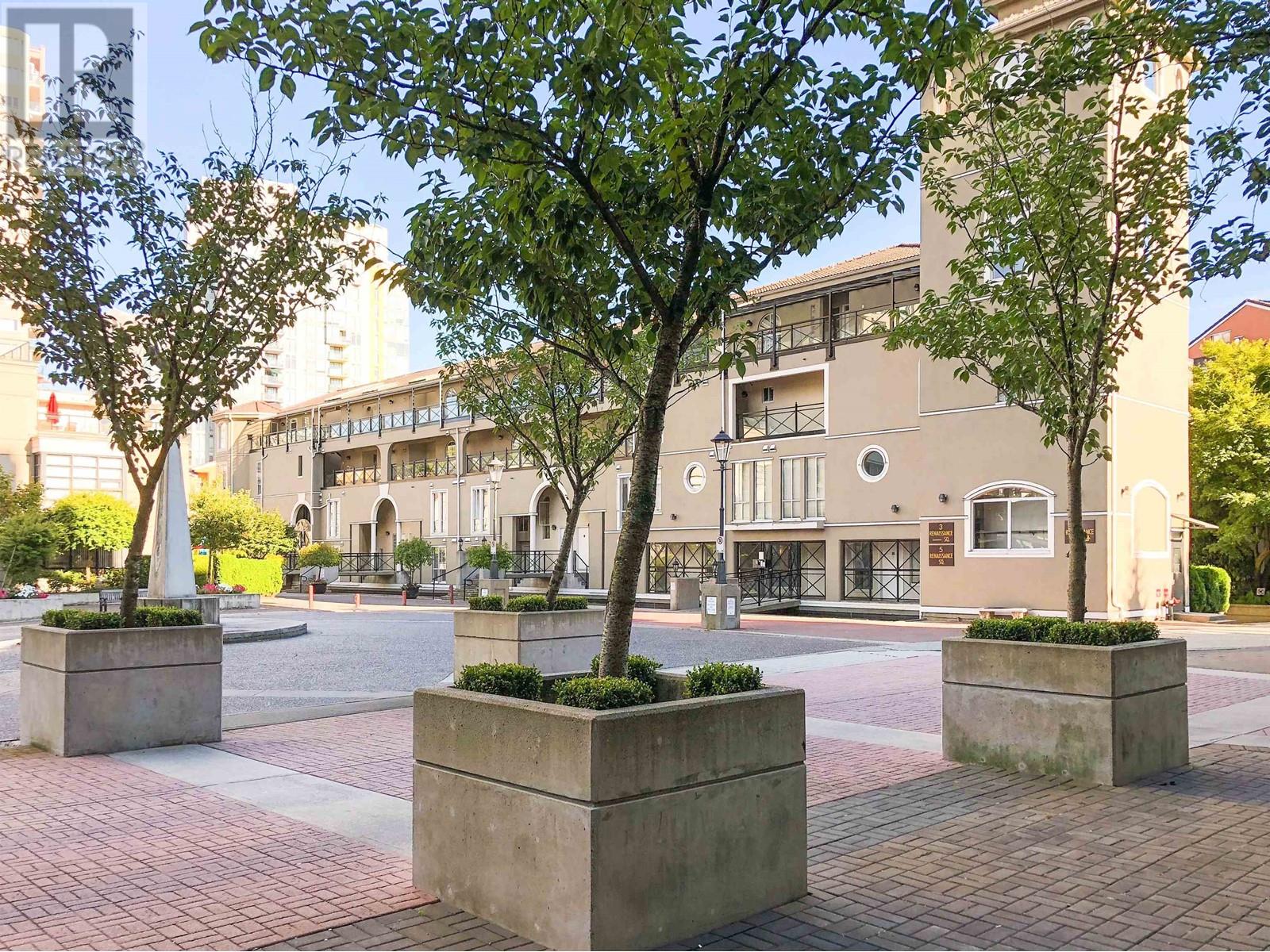 415 10 Renaissance Square, New Westminster, British Columbia  V3M 7B1 - Photo 19 - R2808123