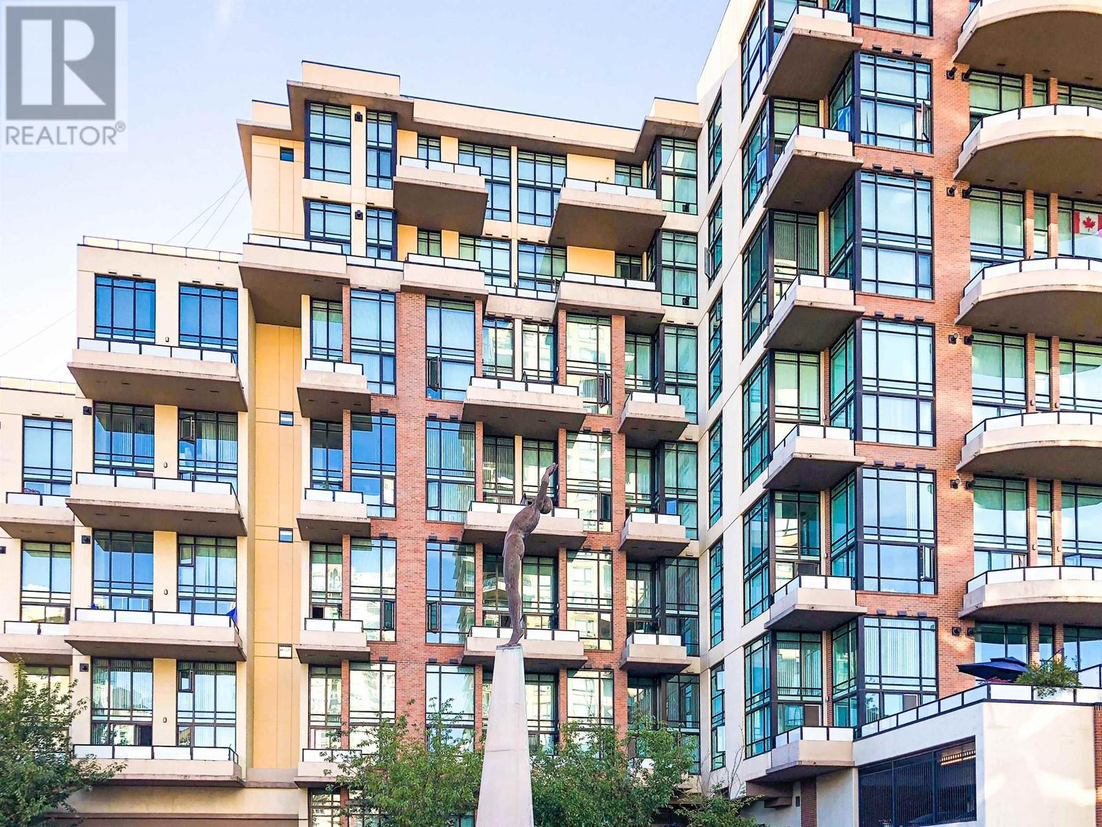 415 10 Renaissance Square, New Westminster, British Columbia  V3M 7B1 - Photo 3 - R2808123