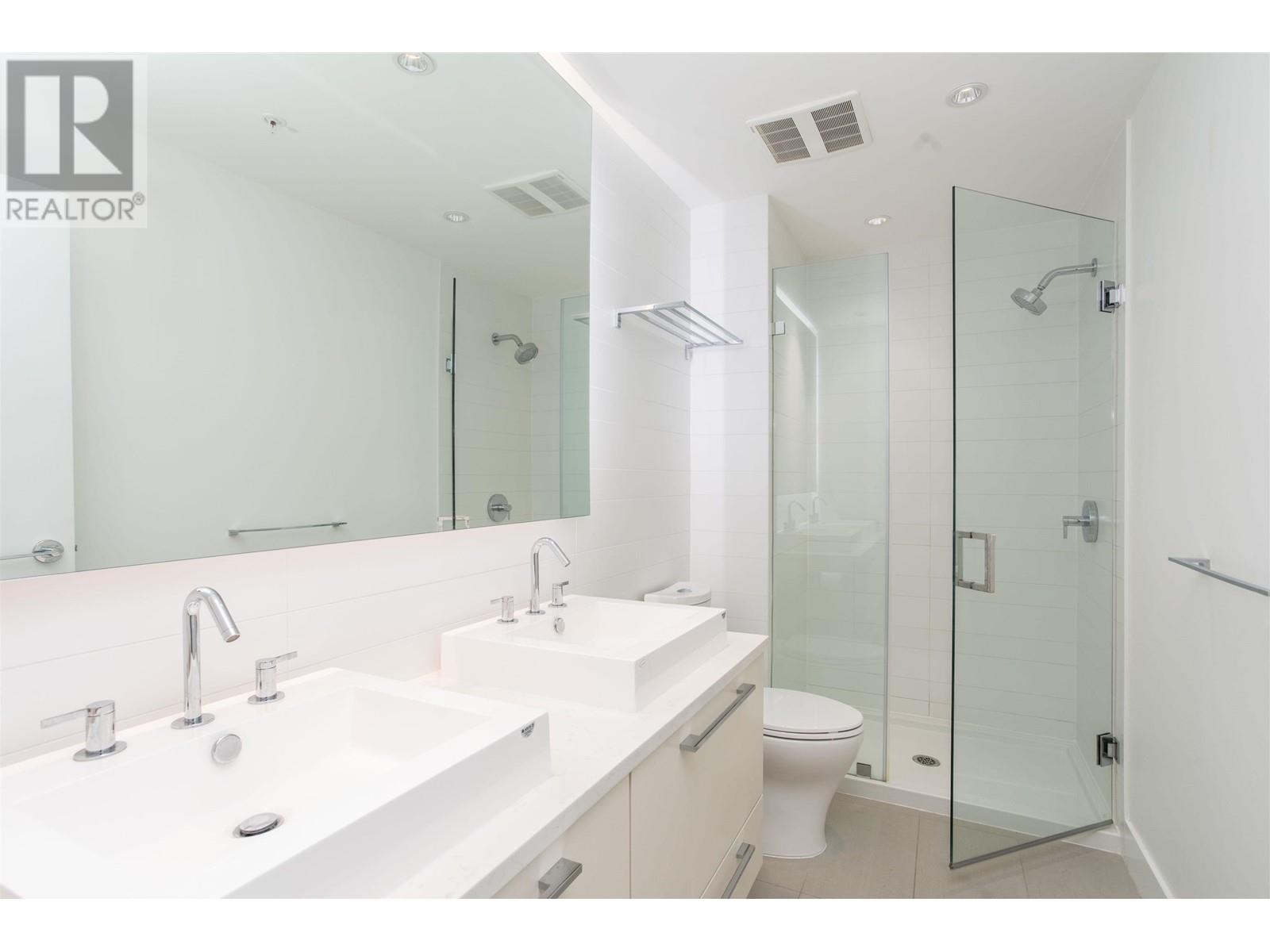 2705 7388 Kingsway, Burnaby, British Columbia  V3N 0G9 - Photo 5 - R2821990