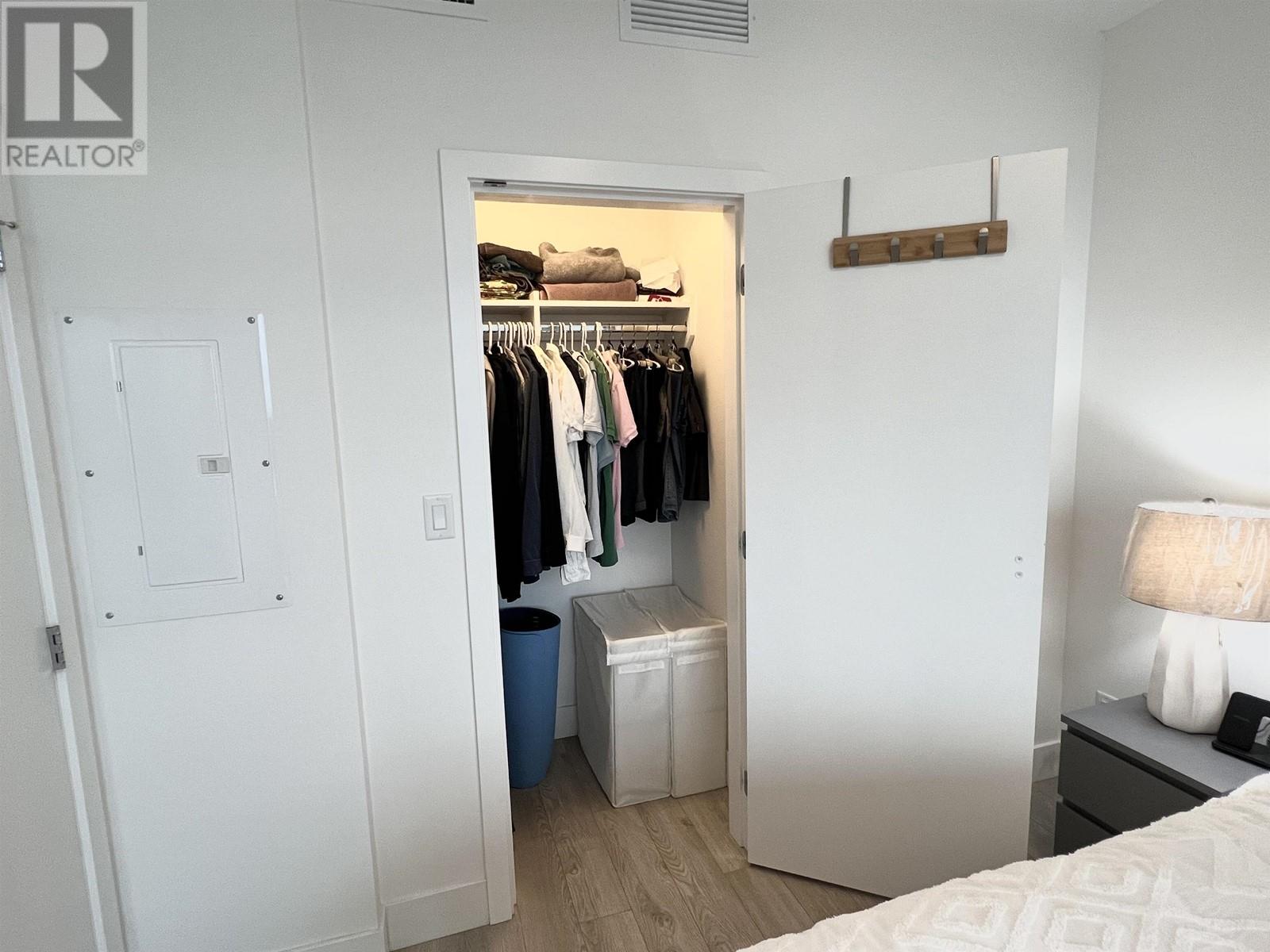 2705 7388 Kingsway, Burnaby, British Columbia  V3N 0G9 - Photo 10 - R2821990