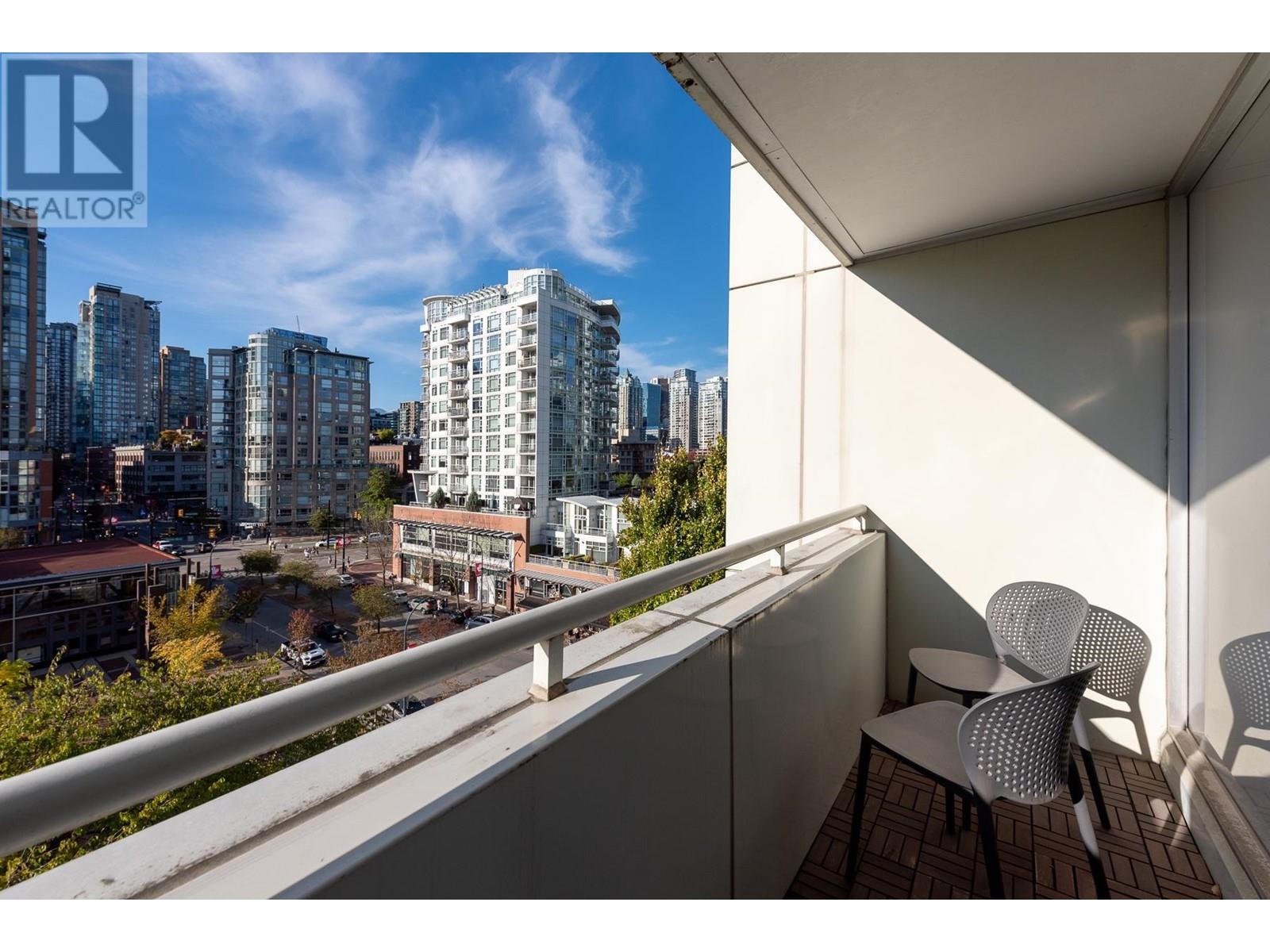 802 1201 Marinaside Crescent, Vancouver, British Columbia  V6Z 2V2 - Photo 21 - R2820561