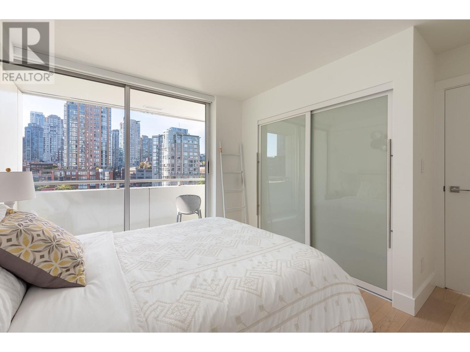 802 1201 Marinaside Crescent, Vancouver, British Columbia  V6Z 2V2 - Photo 14 - R2820561