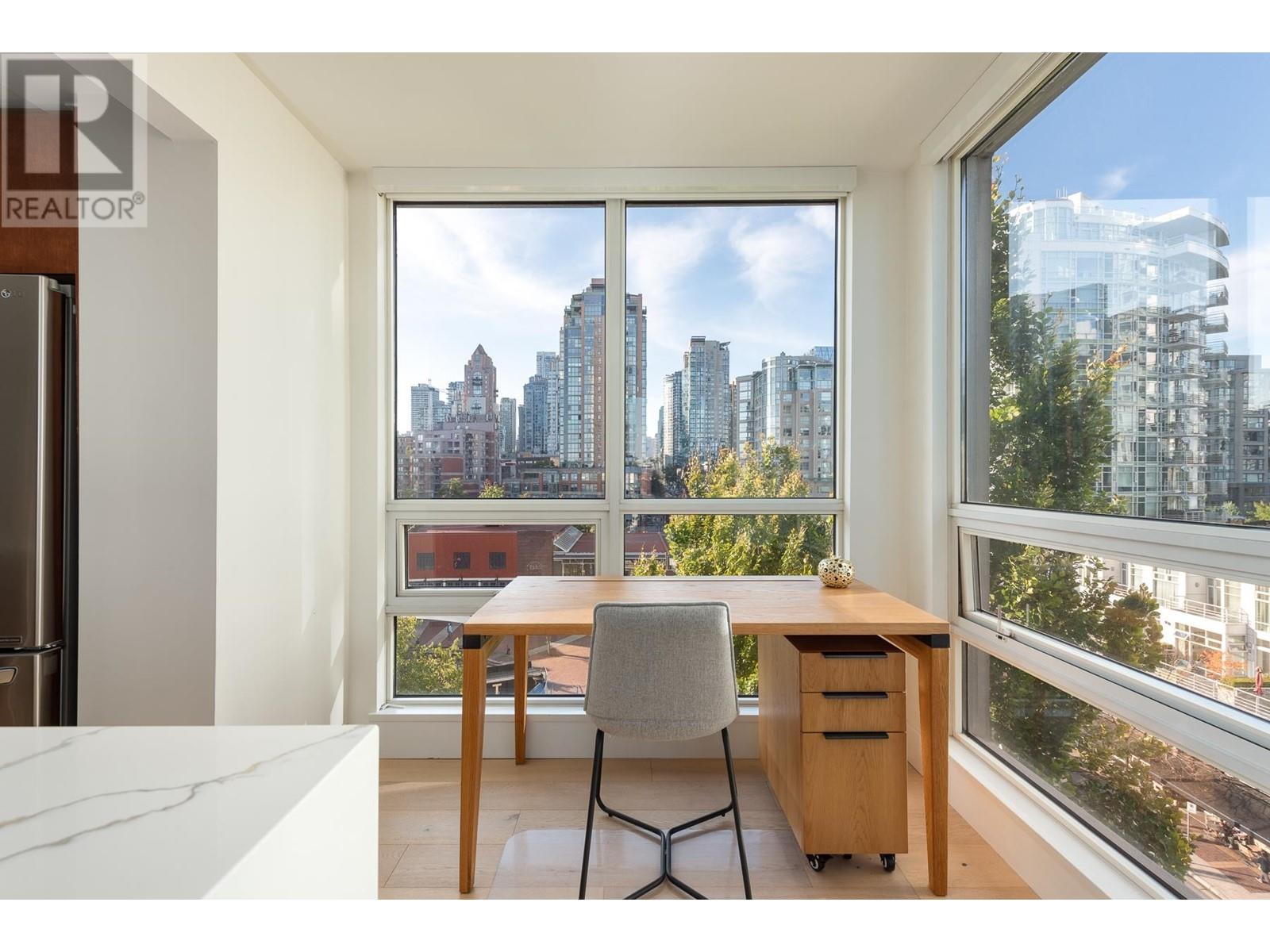 802 1201 Marinaside Crescent, Vancouver, British Columbia  V6Z 2V2 - Photo 10 - R2820561