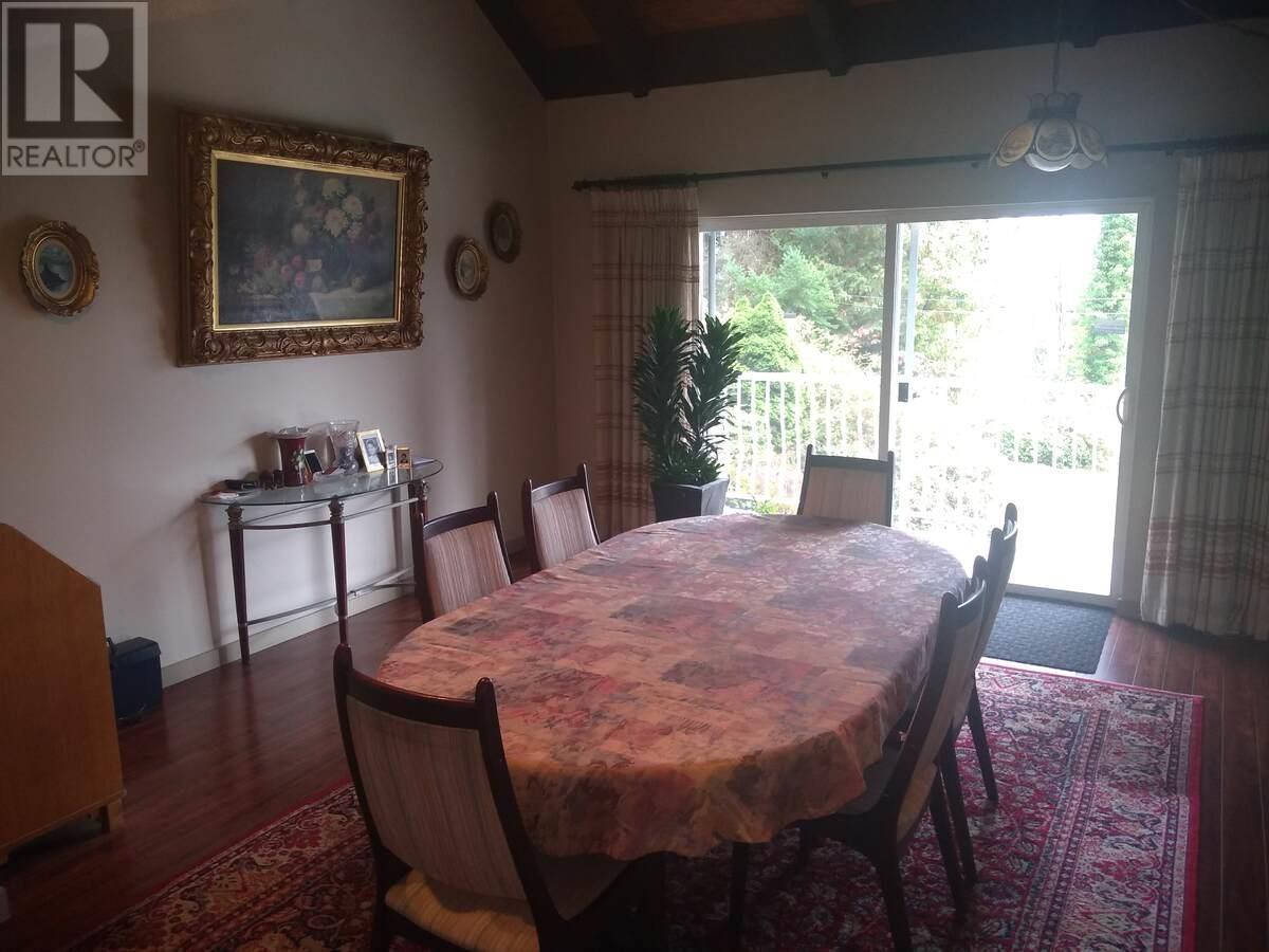 3417 Roxton Avenue, Coquitlam, British Columbia  V3B 7M9 - Photo 4 - R2822404