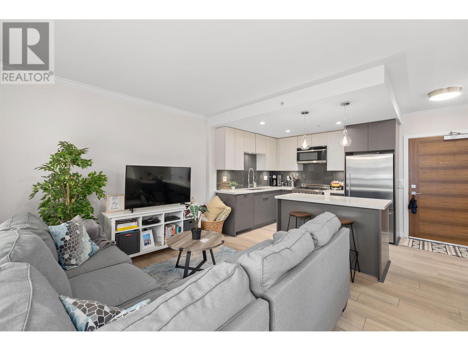 105 711 Breslay Street, Coquitlam, British Columbia  V3J 0G7 - Photo 7 - R2821315