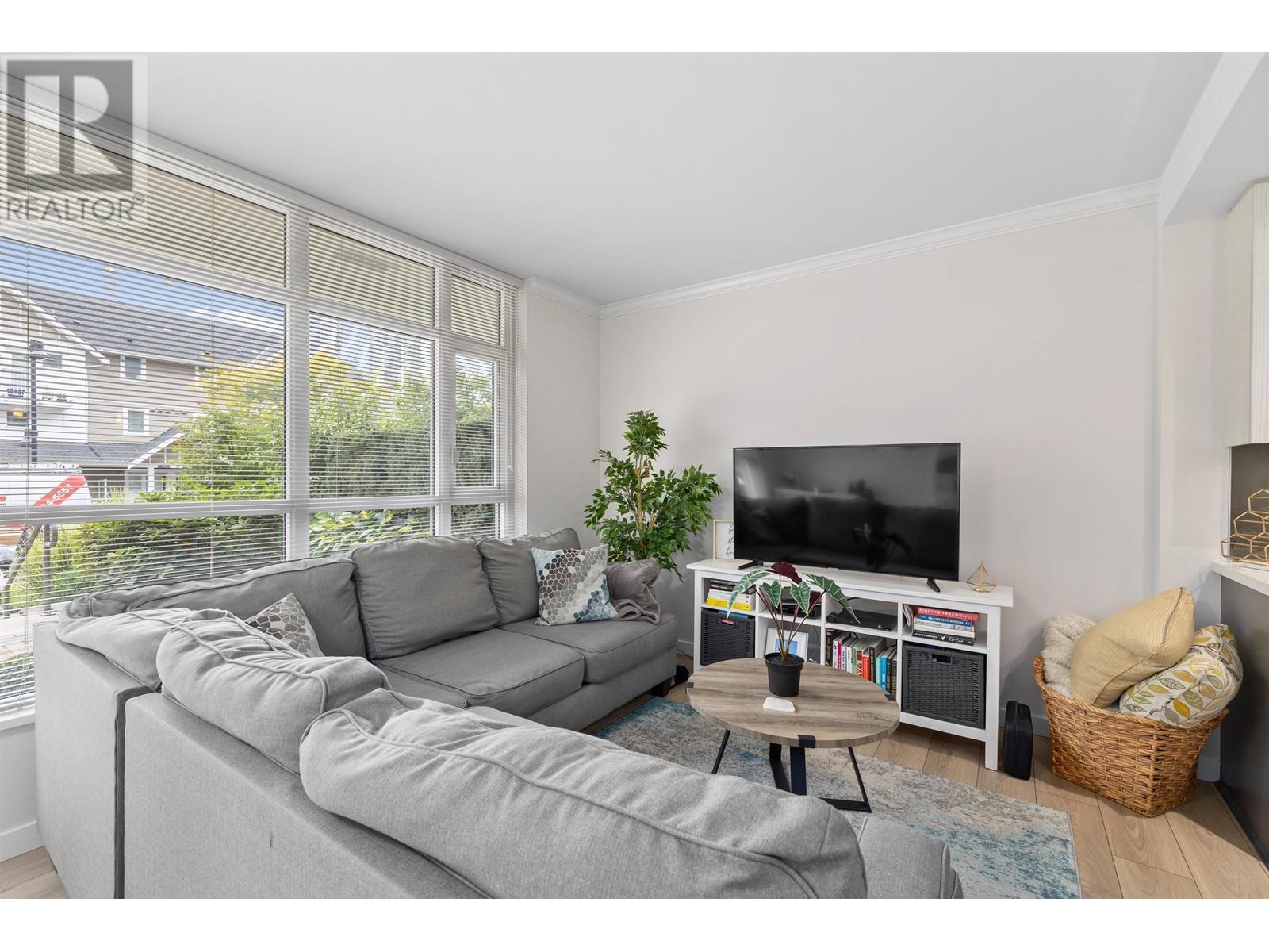105 711 Breslay Street, Coquitlam, British Columbia  V3J 0G7 - Photo 4 - R2821315