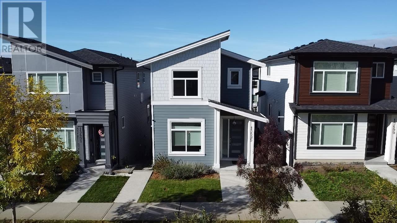 13695 232A STREET, maple ridge, British Columbia