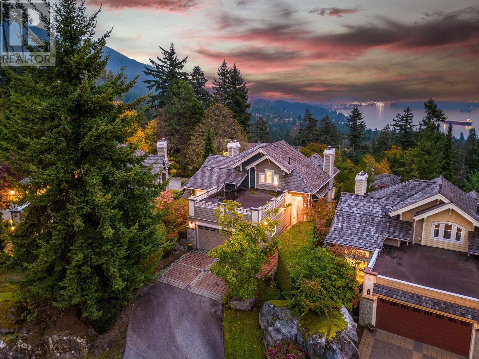 4918 Edendale Lane, West Vancouver, British Columbia  V7W 3H7 - Photo 3 - R2820909