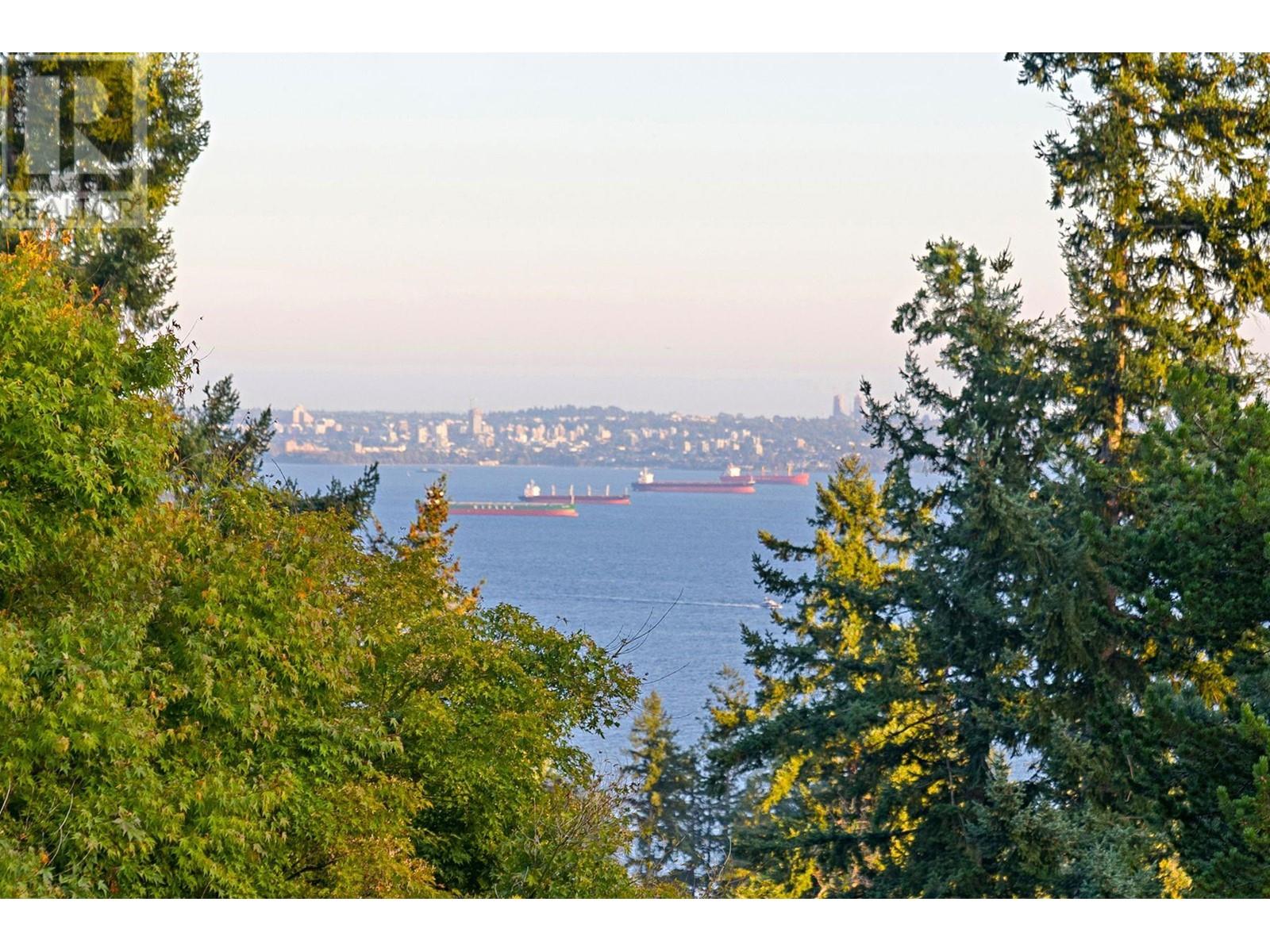 4918 Edendale Lane, West Vancouver, British Columbia  V7W 3H7 - Photo 40 - R2820909