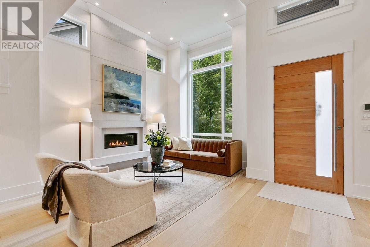 6415 Keith Road, West Vancouver, British Columbia  V7W 0A3 - Photo 10 - R2818476