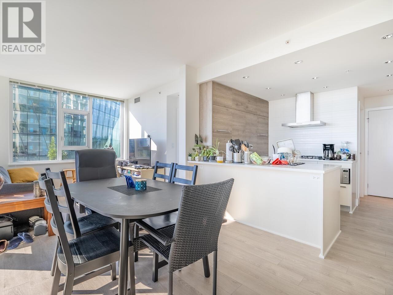 510 7388 Kingsway, Burnaby, British Columbia  V3N 0G9 - Photo 5 - R2822355