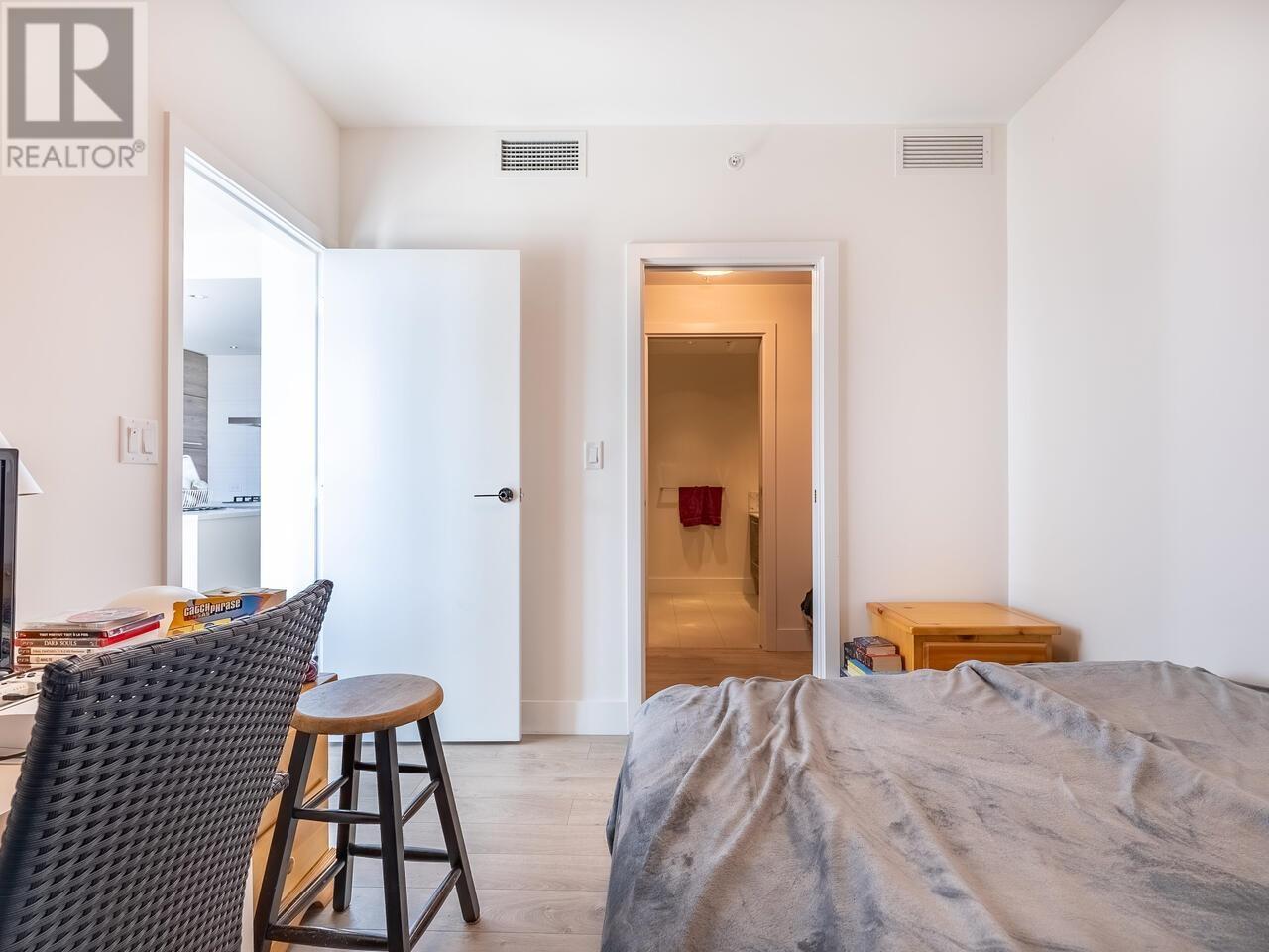 510 7388 Kingsway, Burnaby, British Columbia  V3N 0G9 - Photo 14 - R2822355
