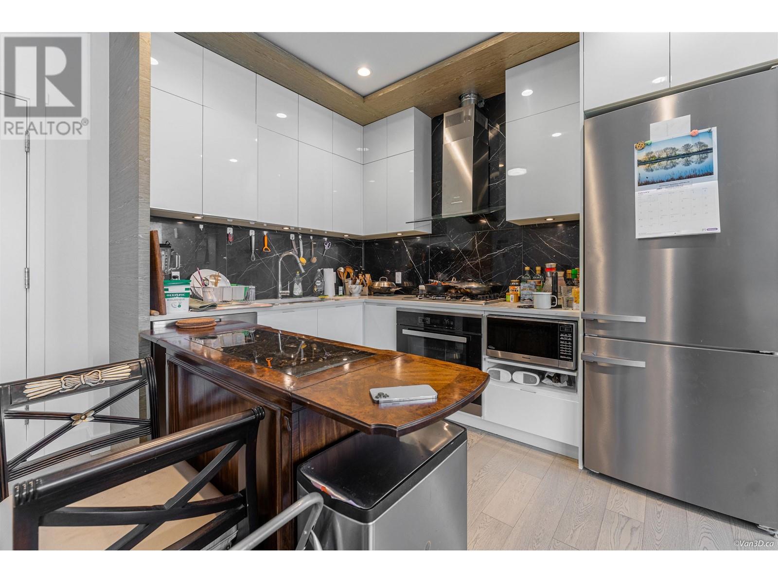 605 6733 Cambie Street, Vancouver, British Columbia  V6P 3H1 - Photo 2 - R2822149