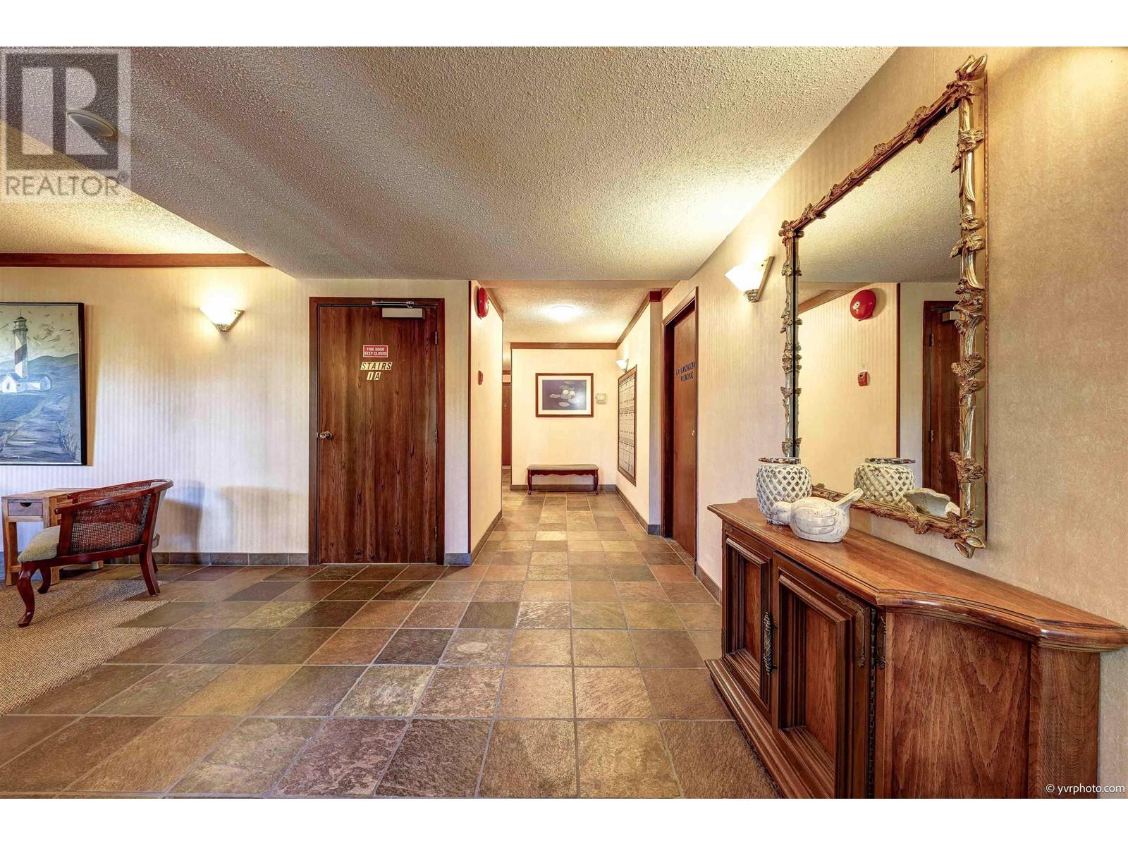 401 1390 Duchess Avenue, West Vancouver, British Columbia  V7T 1H6 - Photo 7 - R2815327