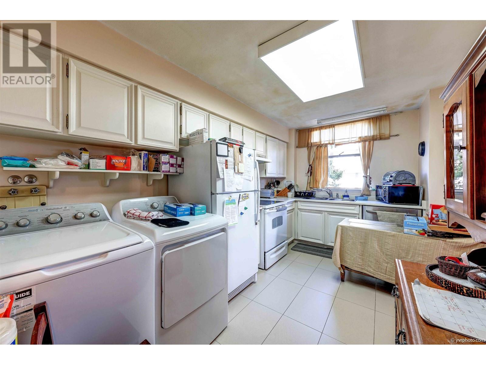 401 1390 Duchess Avenue, West Vancouver, British Columbia  V7T 1H6 - Photo 24 - R2815327