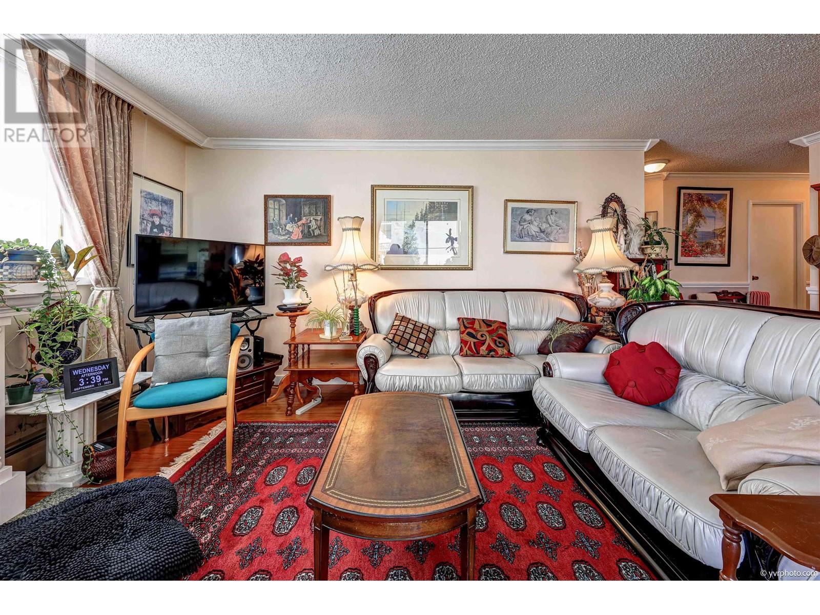 401 1390 Duchess Avenue, West Vancouver, British Columbia  V7T 1H6 - Photo 8 - R2815327