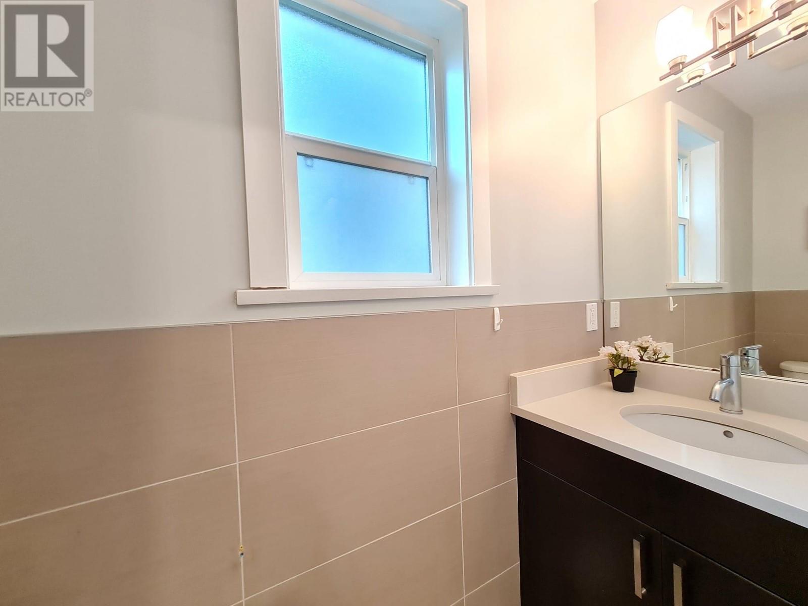 7 8200 Blundell Road, Richmond, British Columbia  V6Y 1J8 - Photo 11 - R2821927