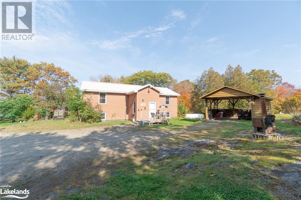 23 East Bear Lake Road, Sprucedale, Ontario P0A 1Y0 (26144284)