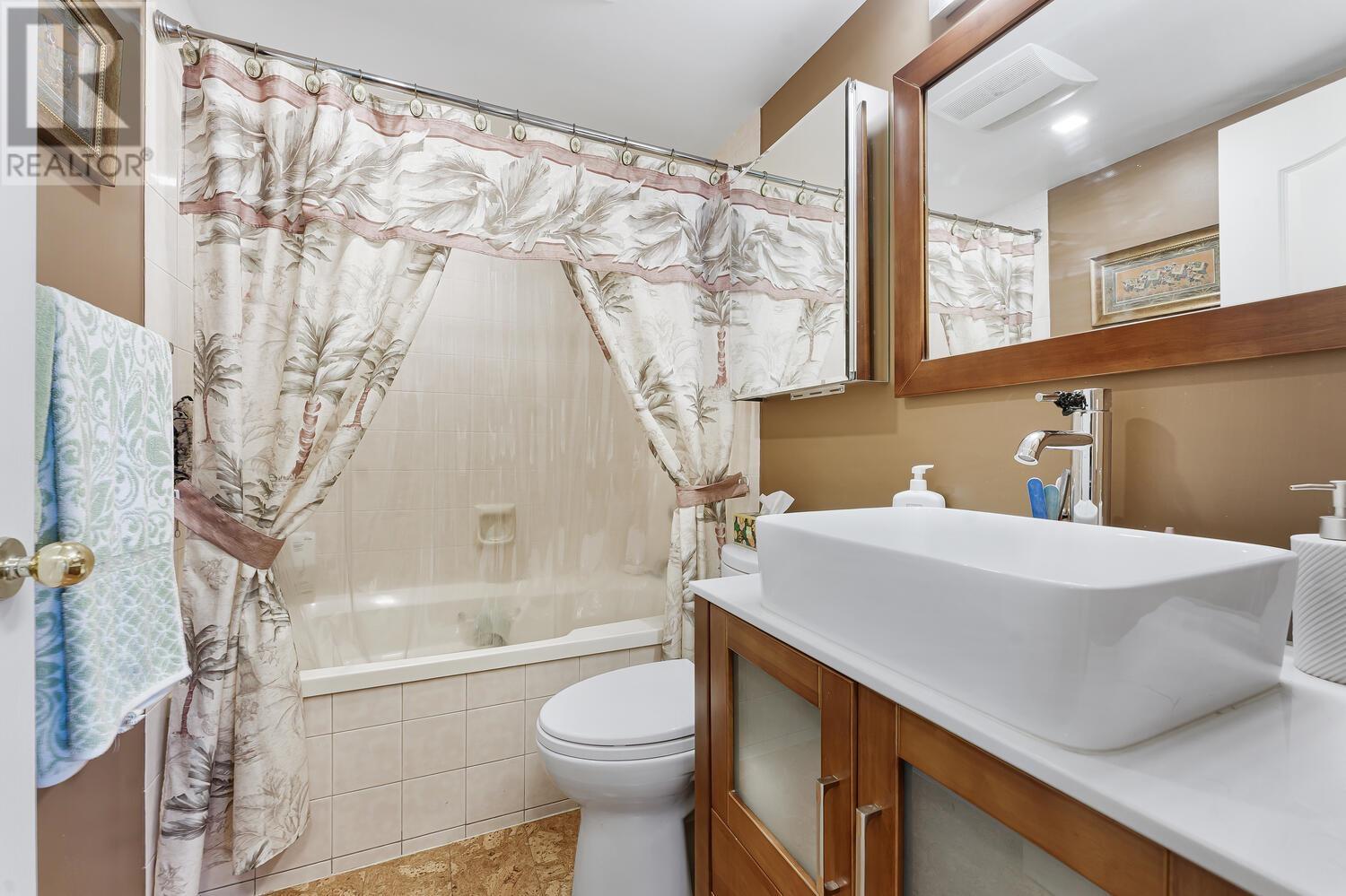 803 71 Jamieson Court, New Westminster, British Columbia  V3L 5R4 - Photo 34 - R2822415