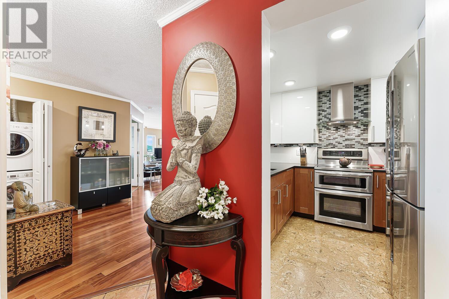 803 71 Jamieson Court, New Westminster, British Columbia  V3L 5R4 - Photo 6 - R2822415