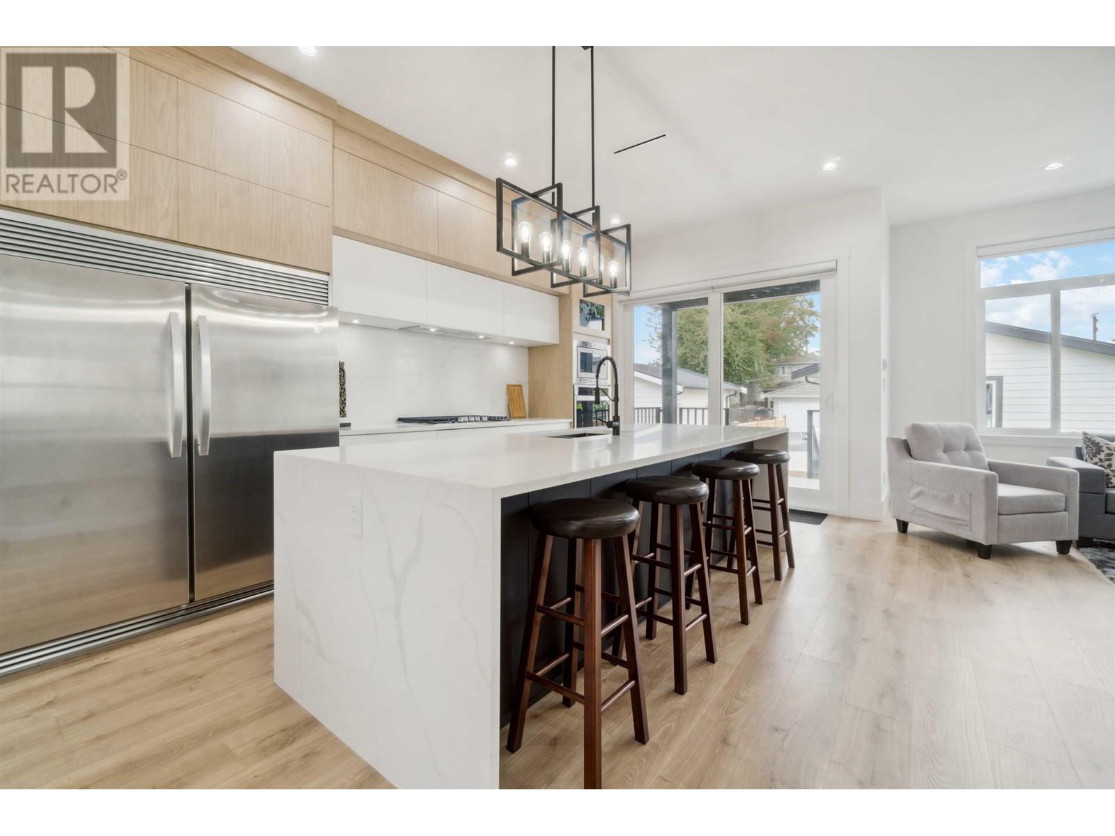 8159 12th Avenue, Burnaby, British Columbia  V3N 2L3 - Photo 10 - R2783188