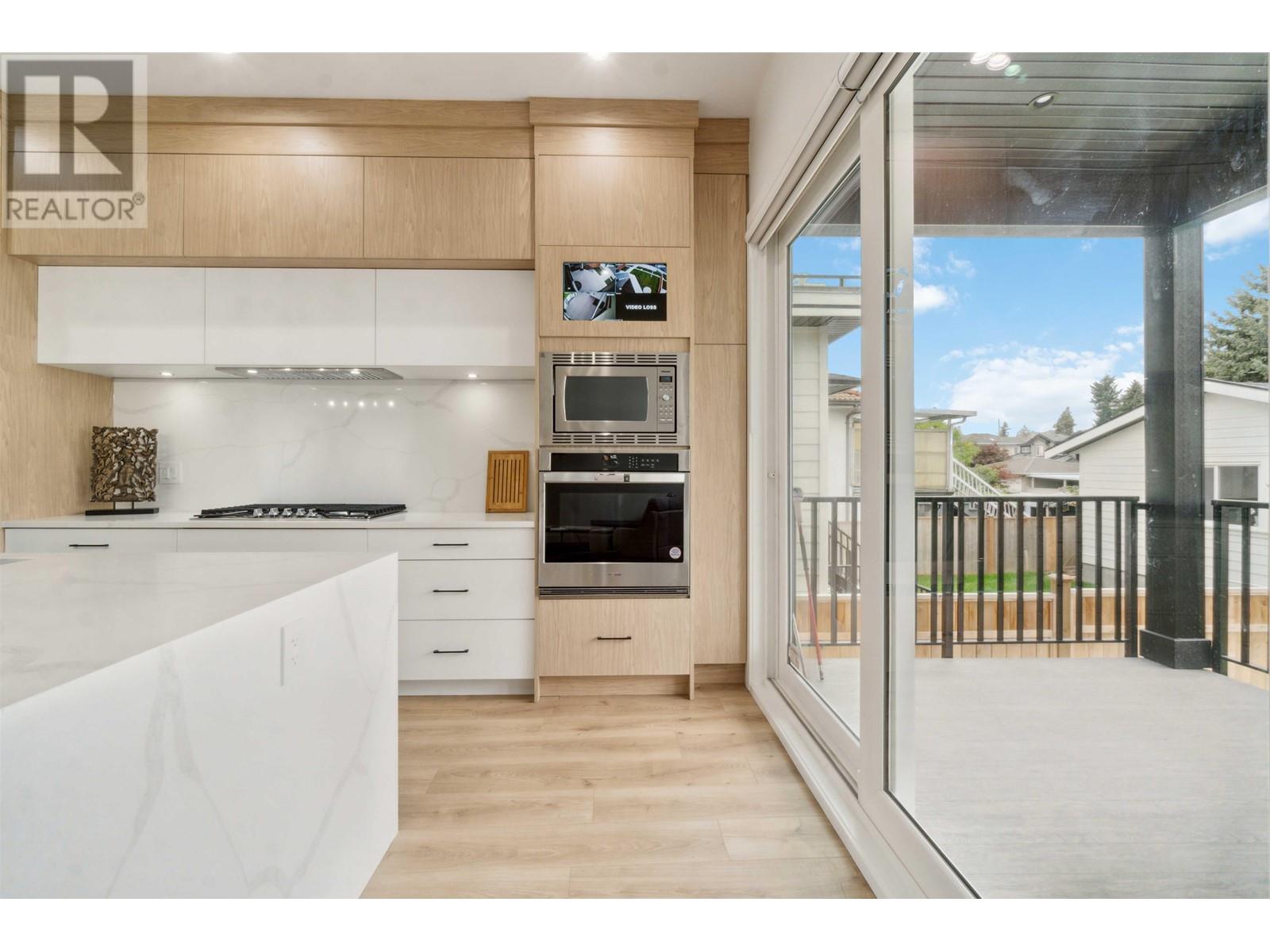 8159 12th Avenue, Burnaby, British Columbia  V3N 2L3 - Photo 16 - R2783188