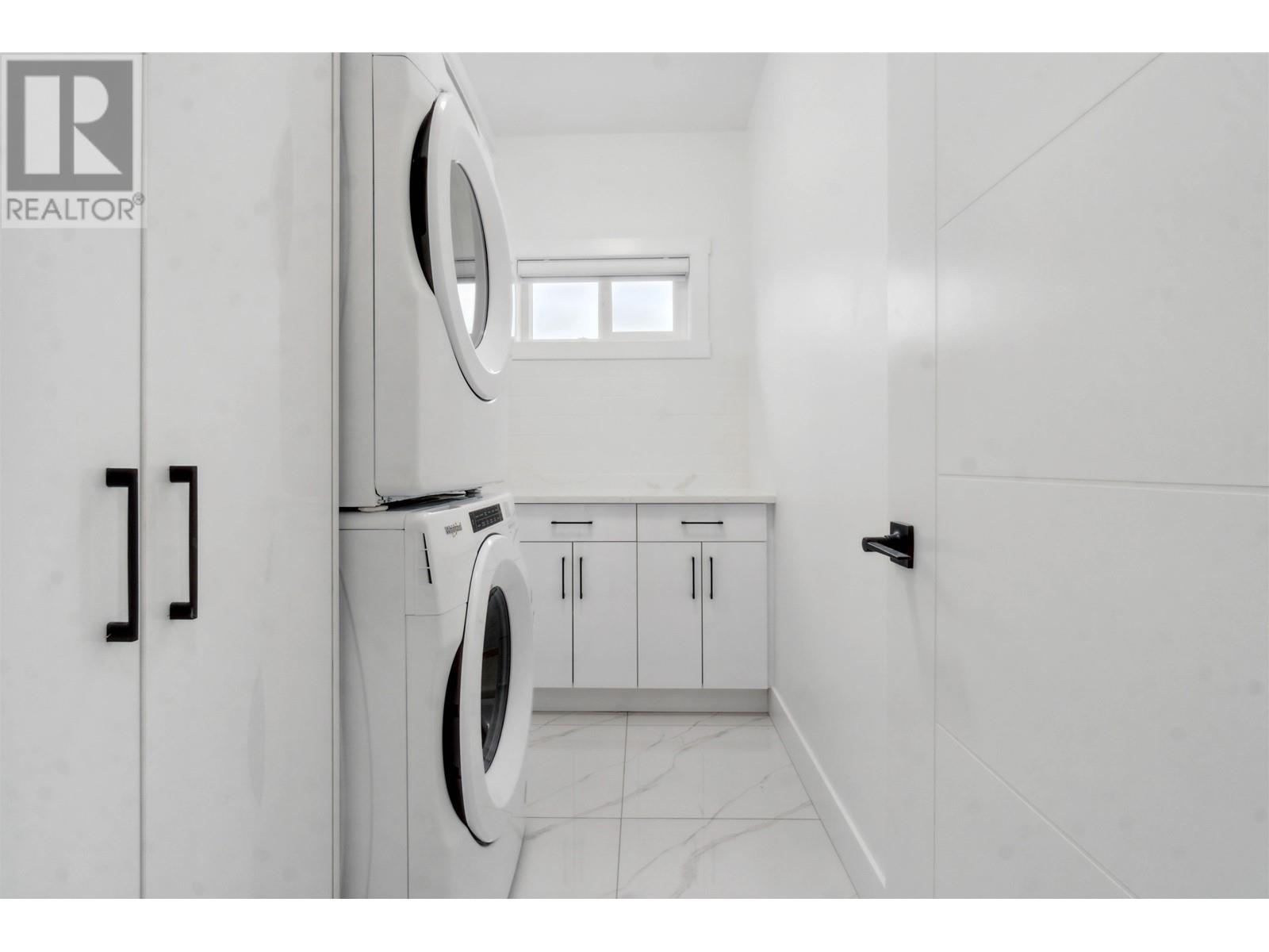 8159 12th Avenue, Burnaby, British Columbia  V3N 2L3 - Photo 31 - R2783188