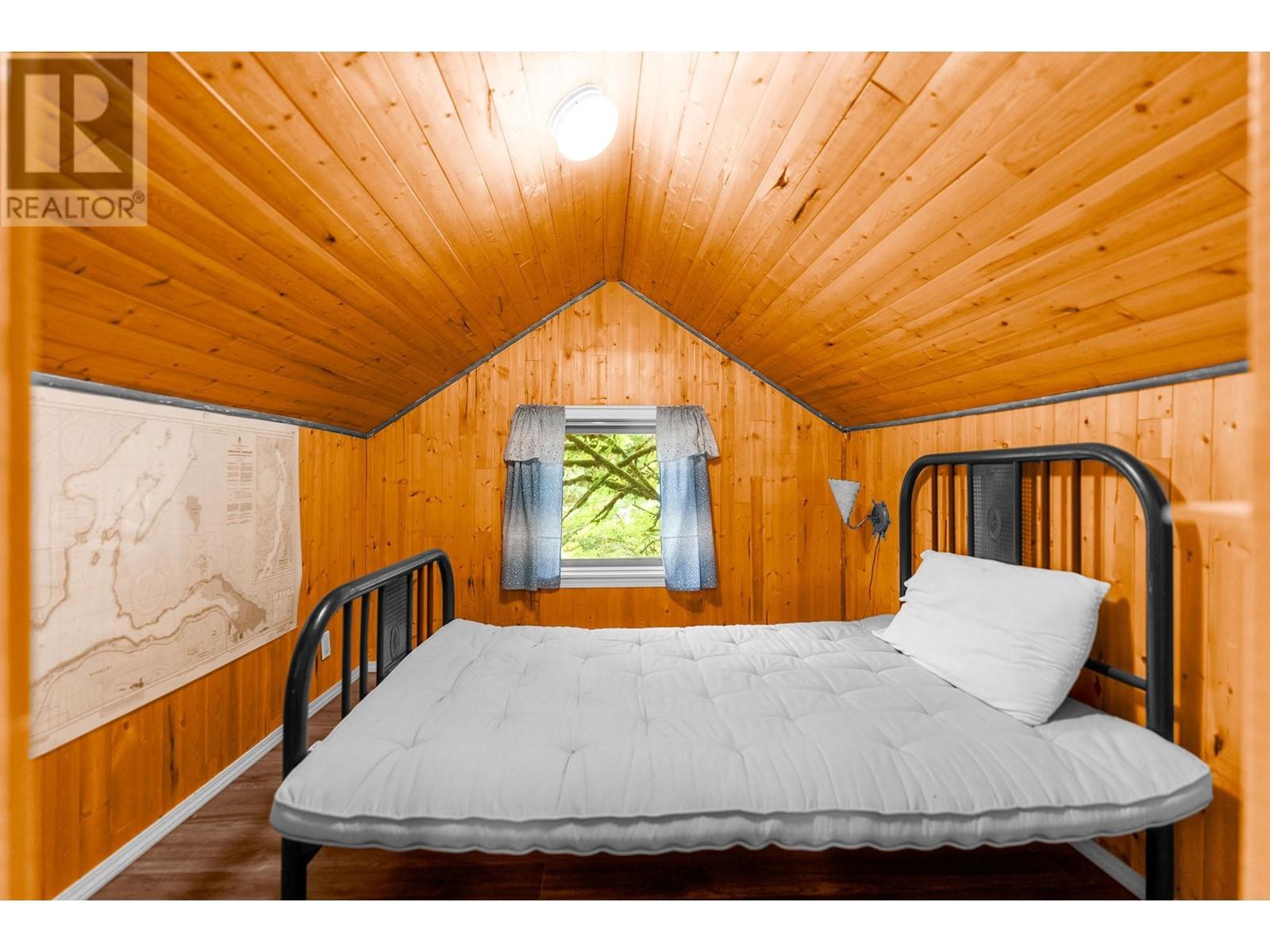 12 Buntzen Bay, North Vancouver, British Columbia  V0V 0V0 - Photo 21 - R2822425