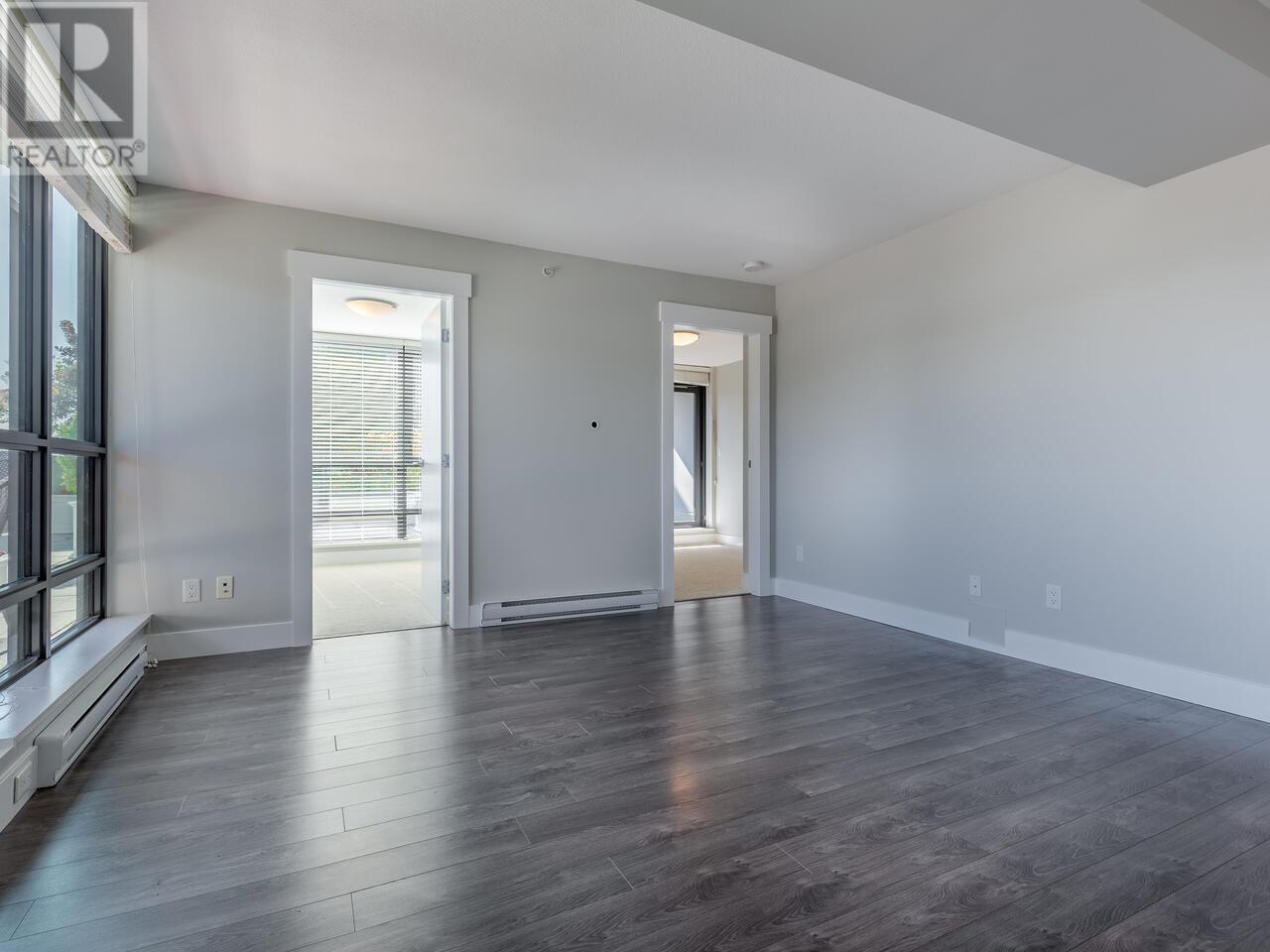 304 258 Sixth Street, New Westminster, British Columbia  V3L 0G6 - Photo 5 - R2812593