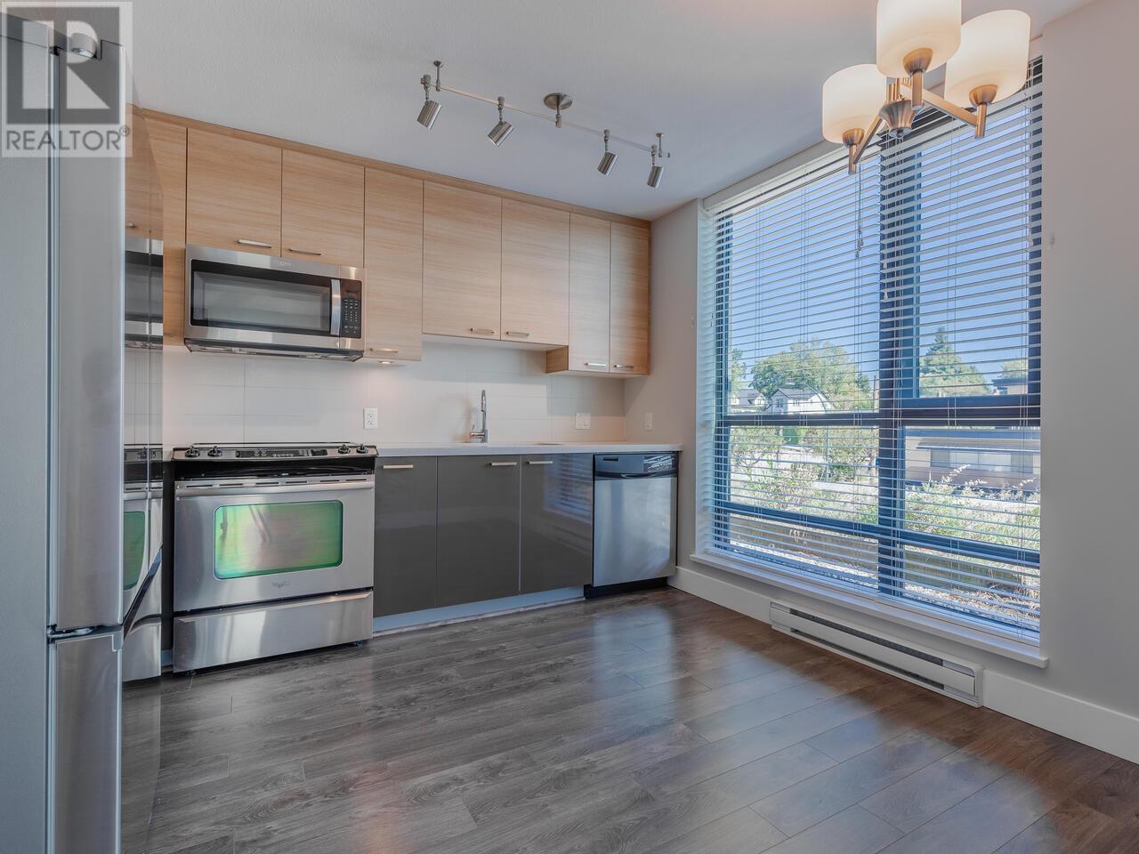 304 258 Sixth Street, New Westminster, British Columbia  V3L 0G6 - Photo 8 - R2812593