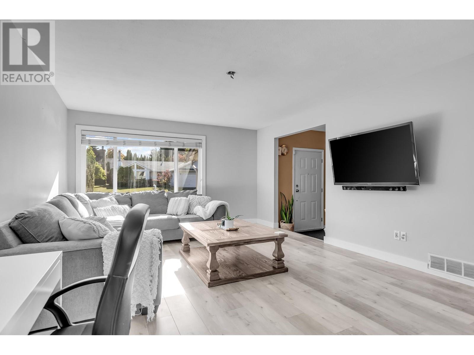 22599 125a Avenue, Maple Ridge, British Columbia  V2X 9Z6 - Photo 10 - R2822274