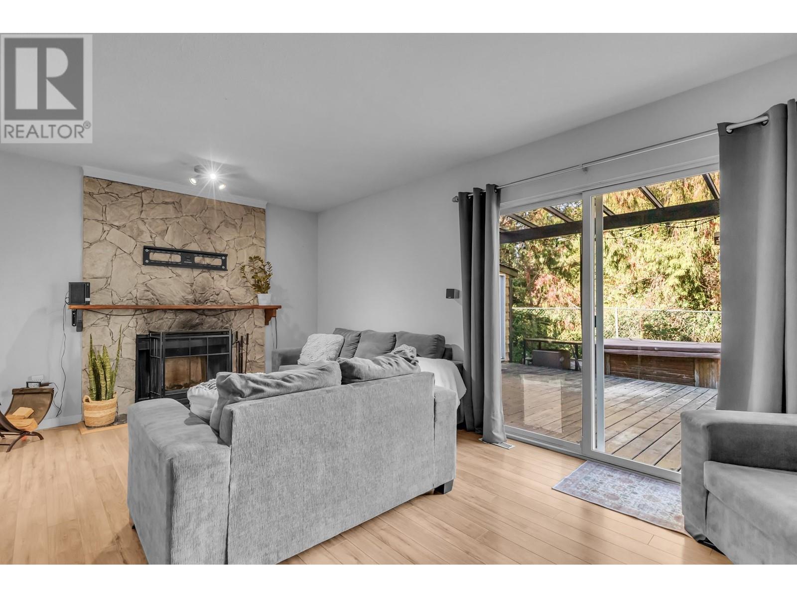 22599 125a Avenue, Maple Ridge, British Columbia  V2X 9Z6 - Photo 12 - R2822274