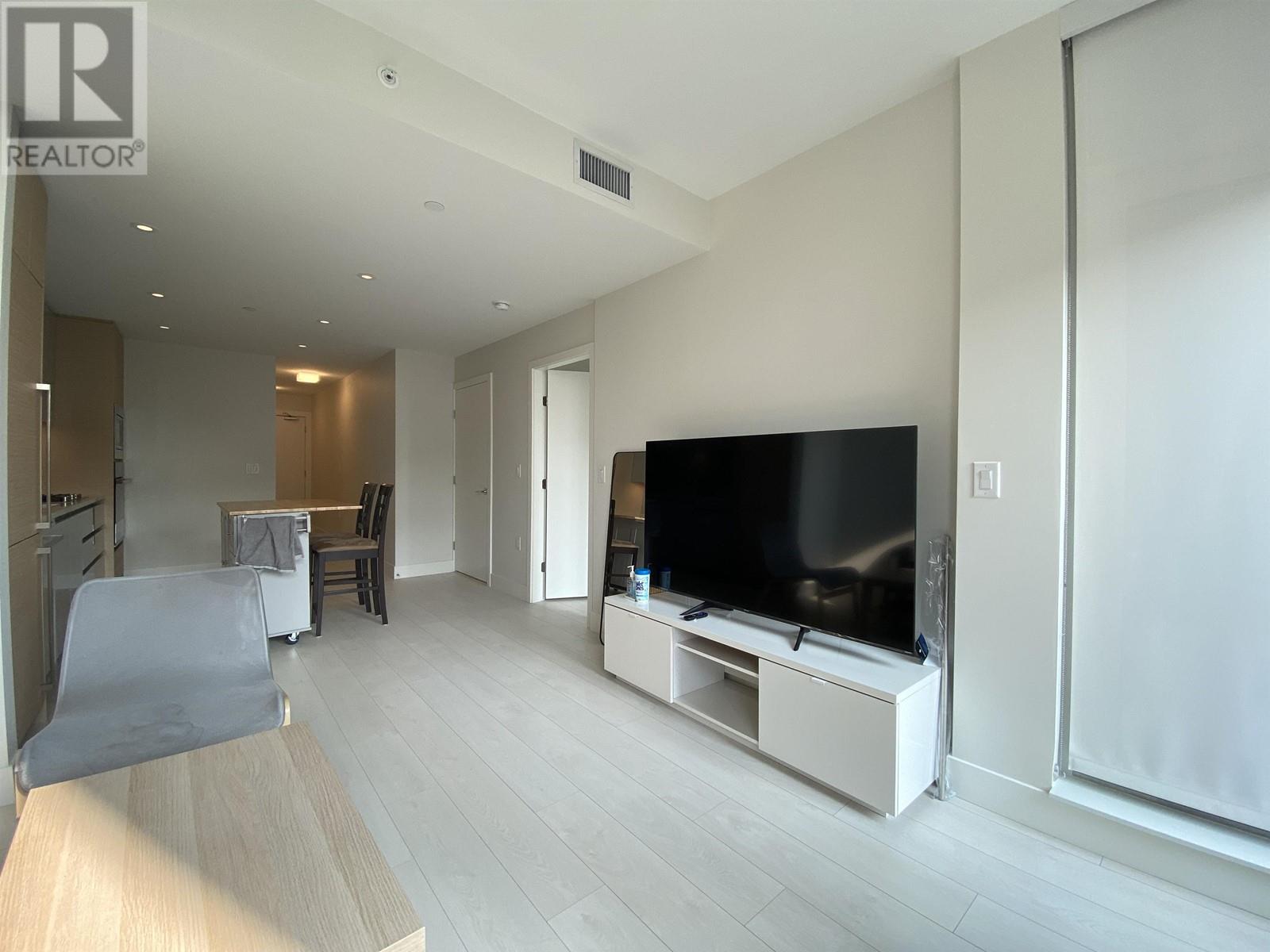 201 3538 Sawmill Crescent, Vancouver, British Columbia  V5S 0J8 - Photo 5 - R2820674